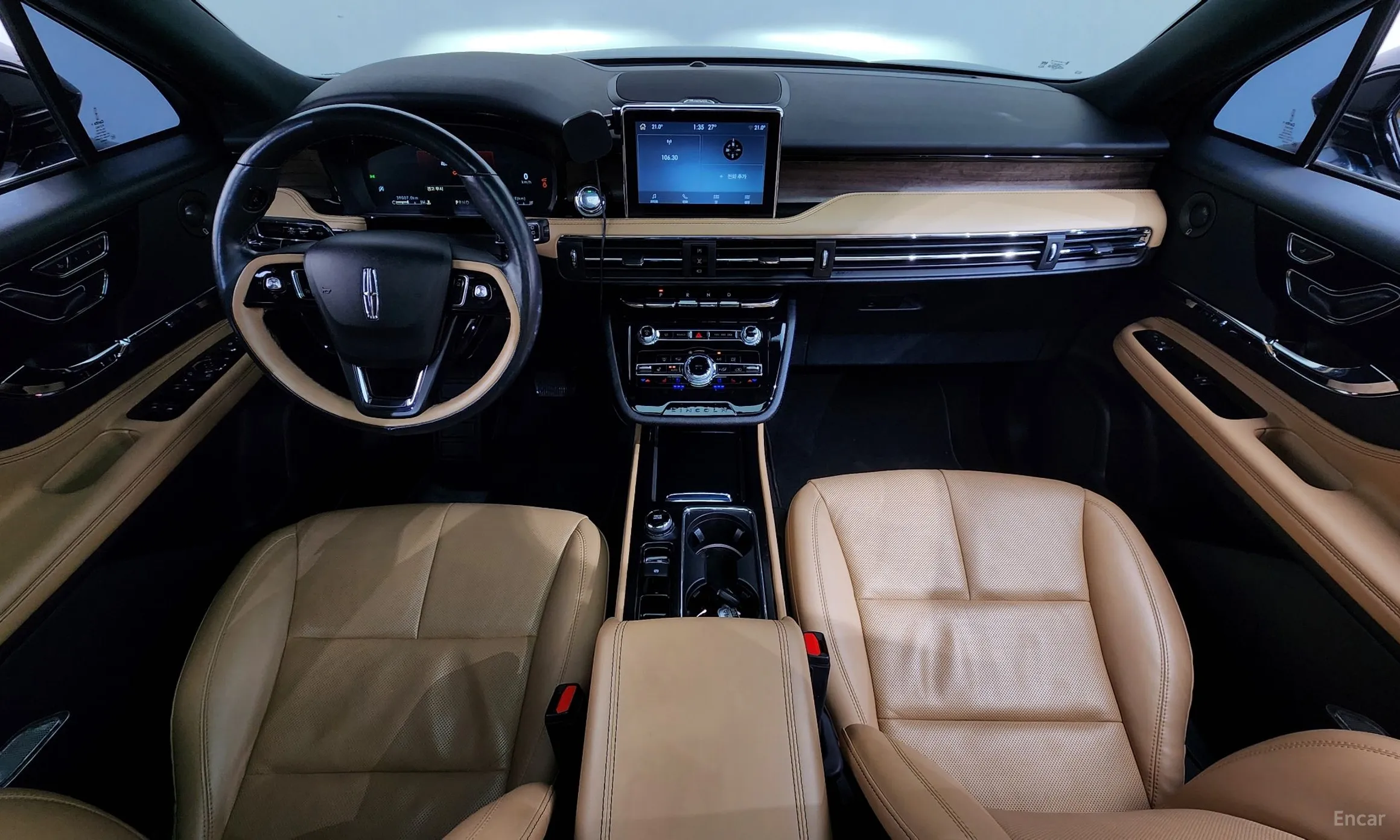 Lincoln Corsair превью 7
