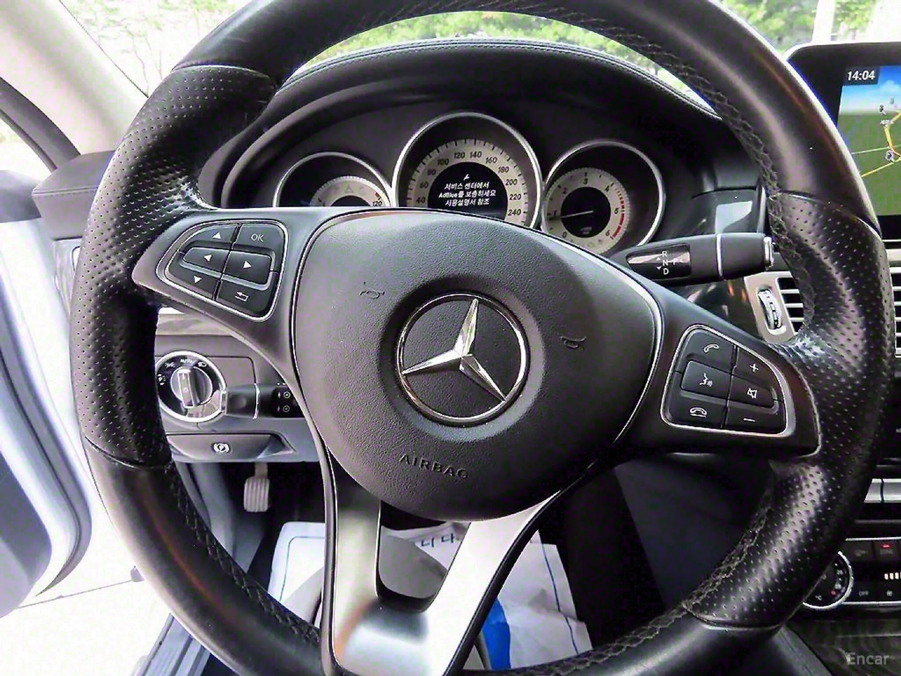 Mercedes Benz CLS-Class W218 превью 8