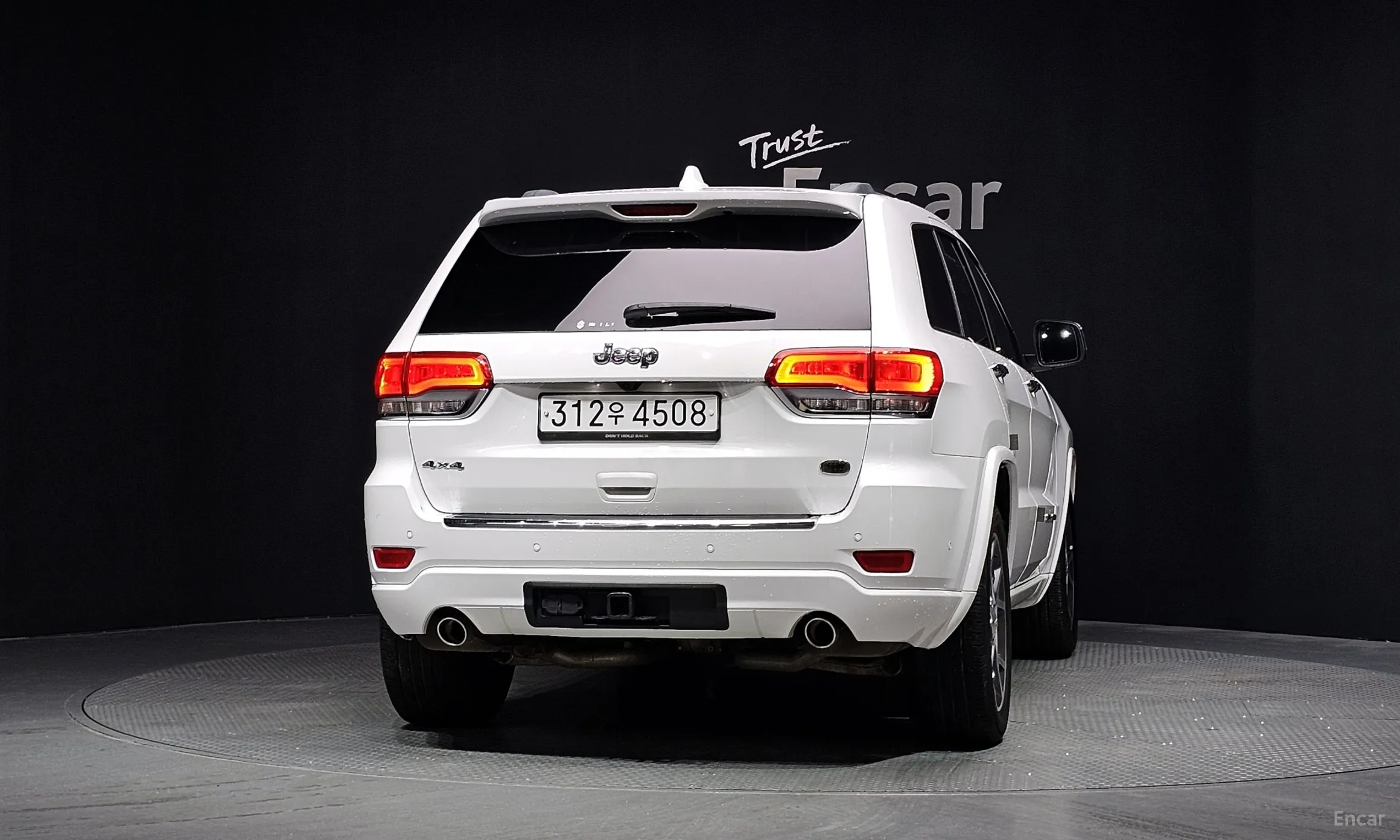 Jeep Grand Cherokee превью 4
