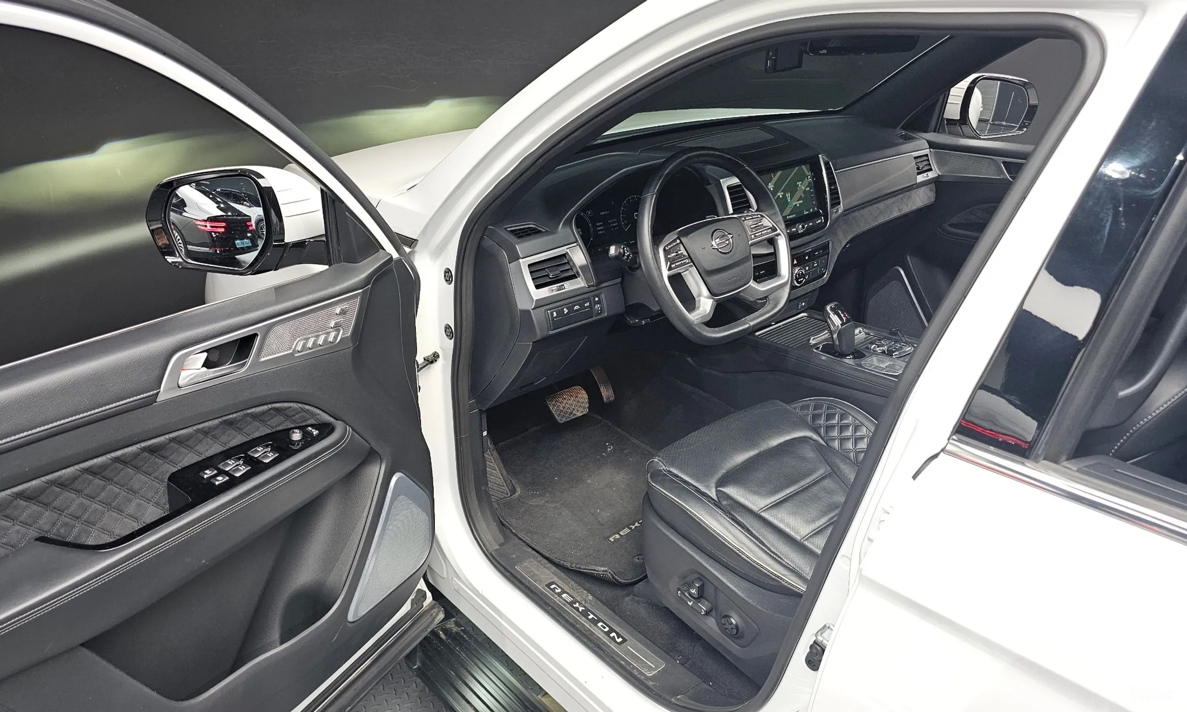 KG Mobility (SsangYong) Rexton превью 10
