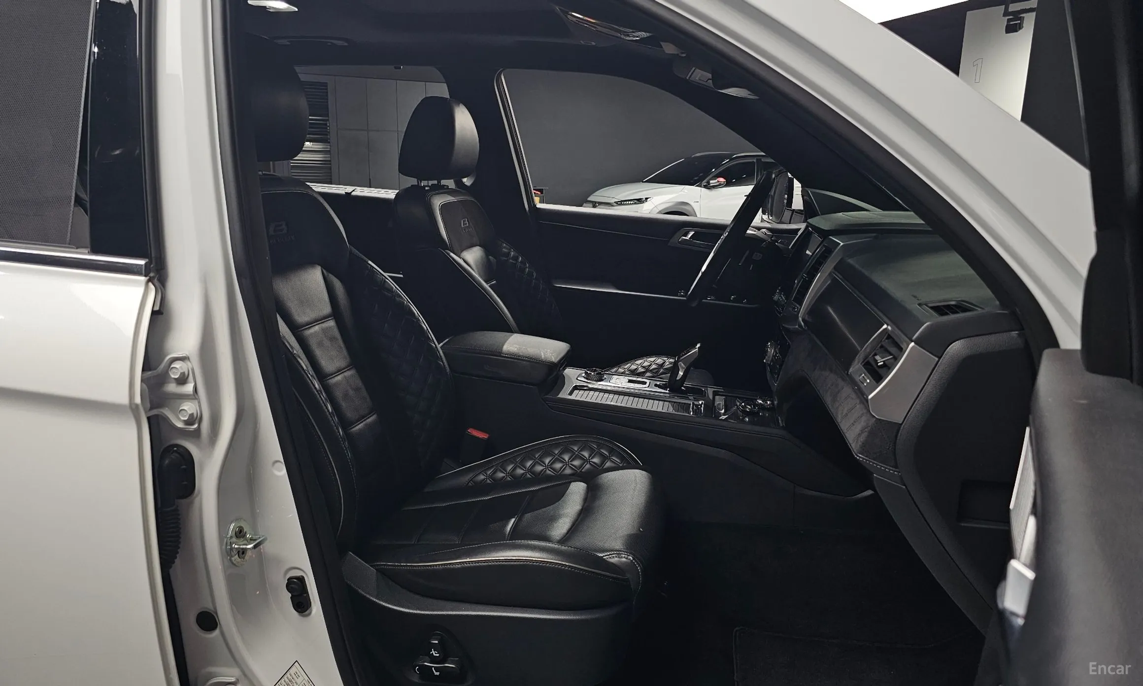 KG Mobility (SsangYong) Rexton превью 11