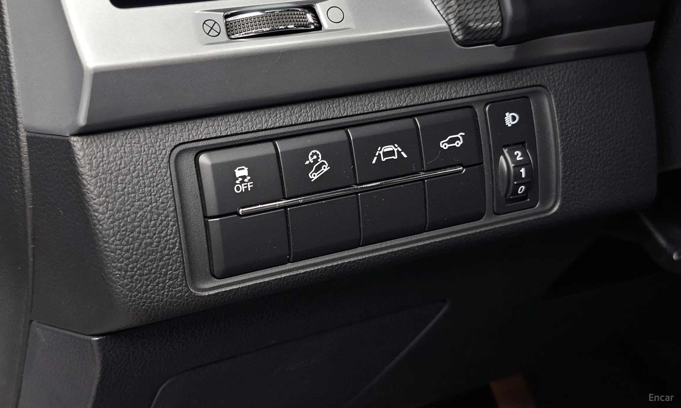 KG Mobility (SsangYong) Rexton превью 17