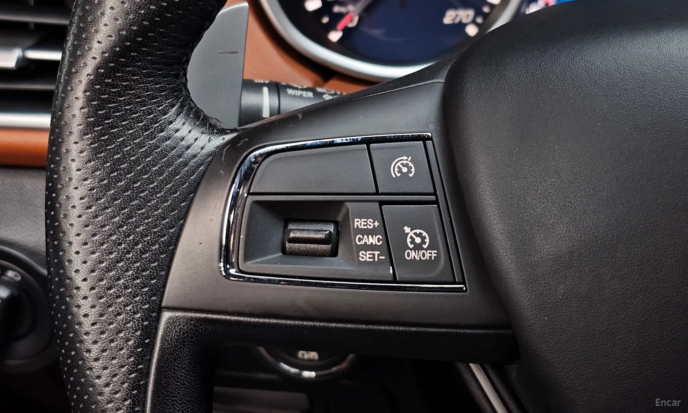 Maserati Ghibli превью 14