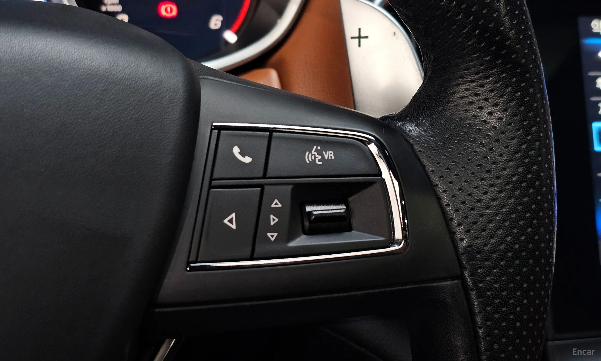 Maserati Ghibli превью 15