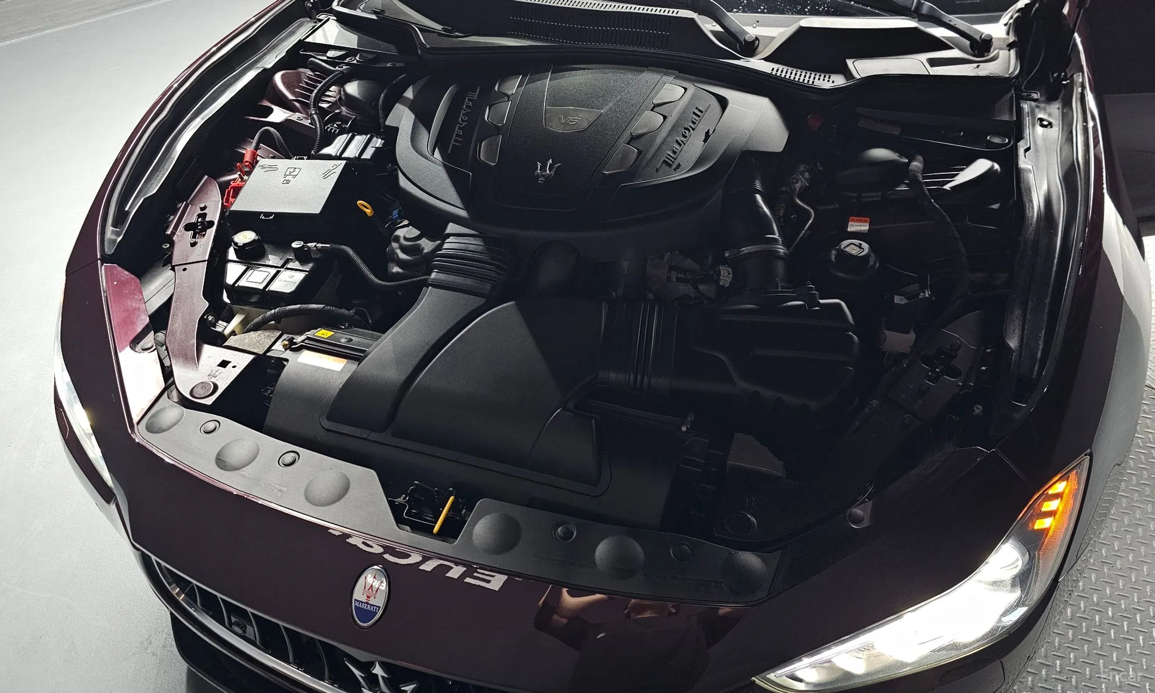 Maserati Ghibli превью 6