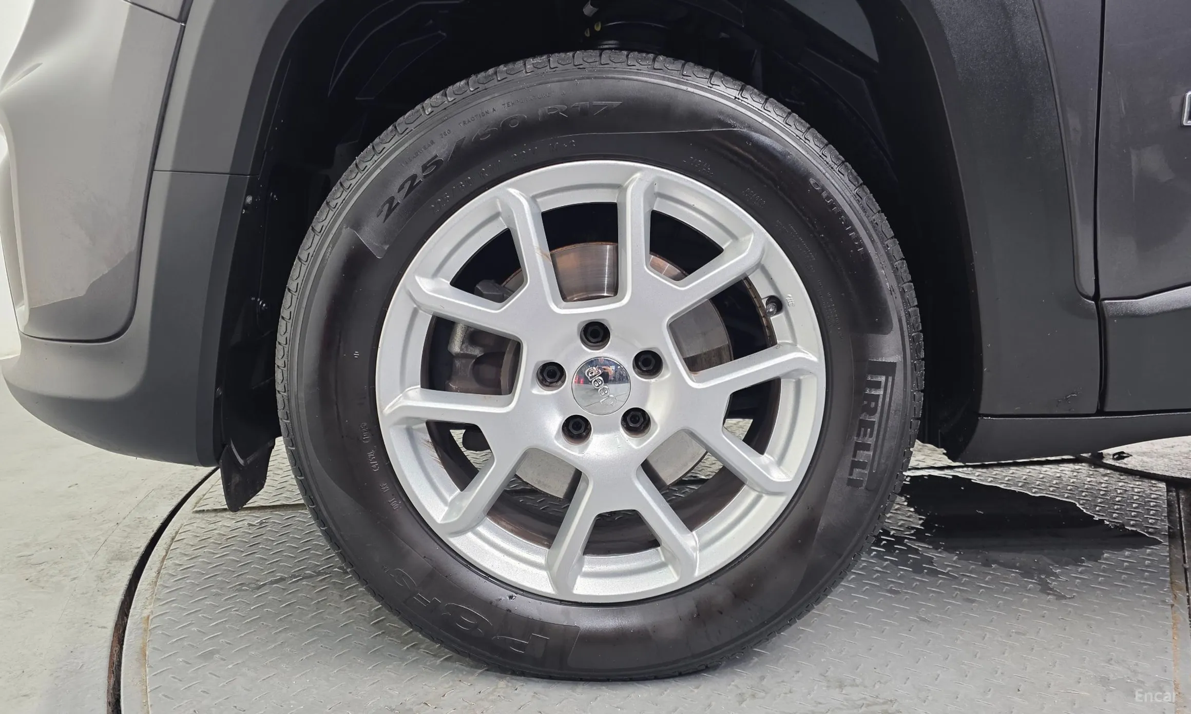 Jeep Renegade превью 5