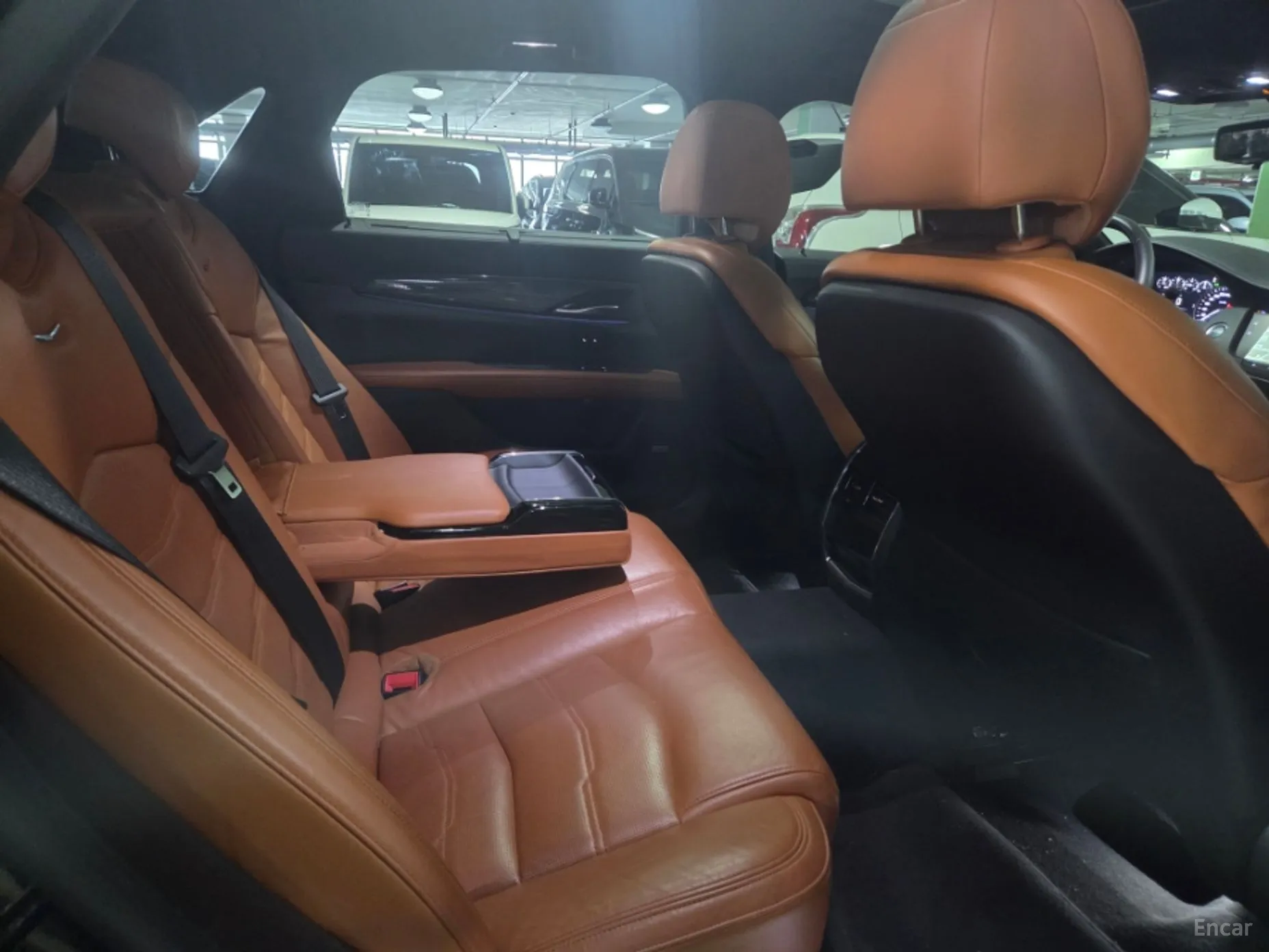 Cadillac CT6 превью 19
