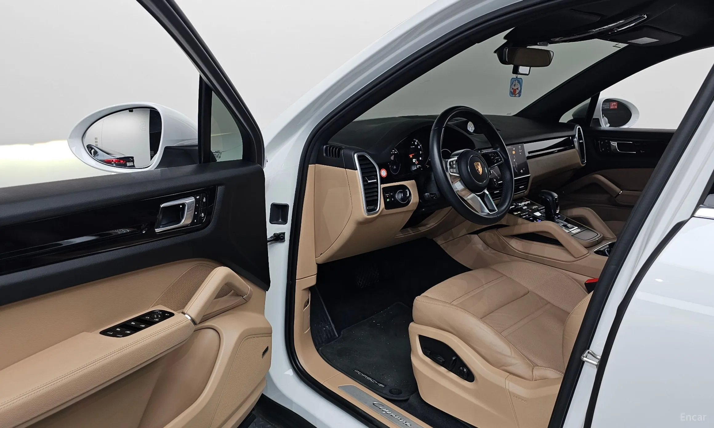 Porsche Cayenne (PO536) превью 10