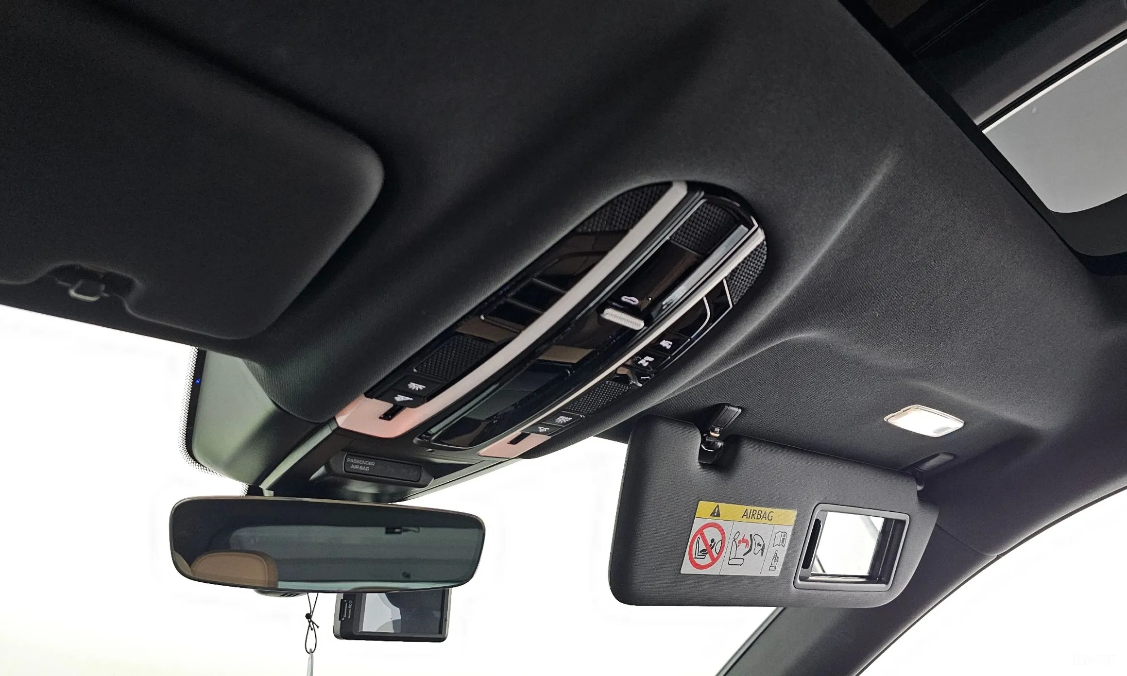 Porsche Cayenne (PO536) превью 19