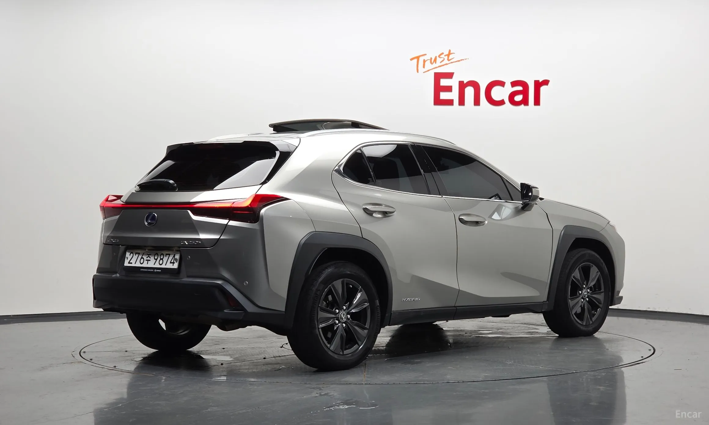 Lexus UX250h