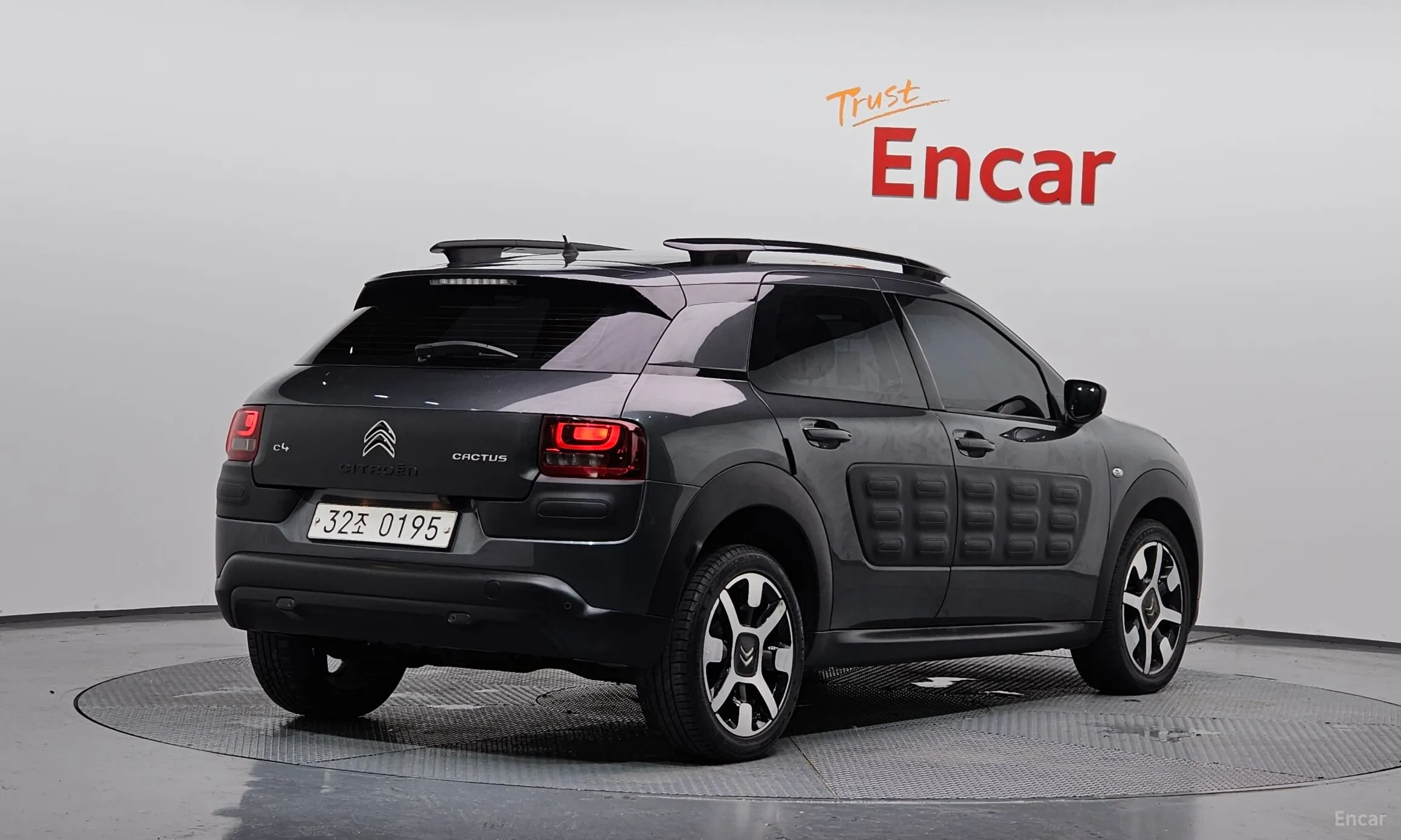 Citroën/DS C4 Cocktooth
