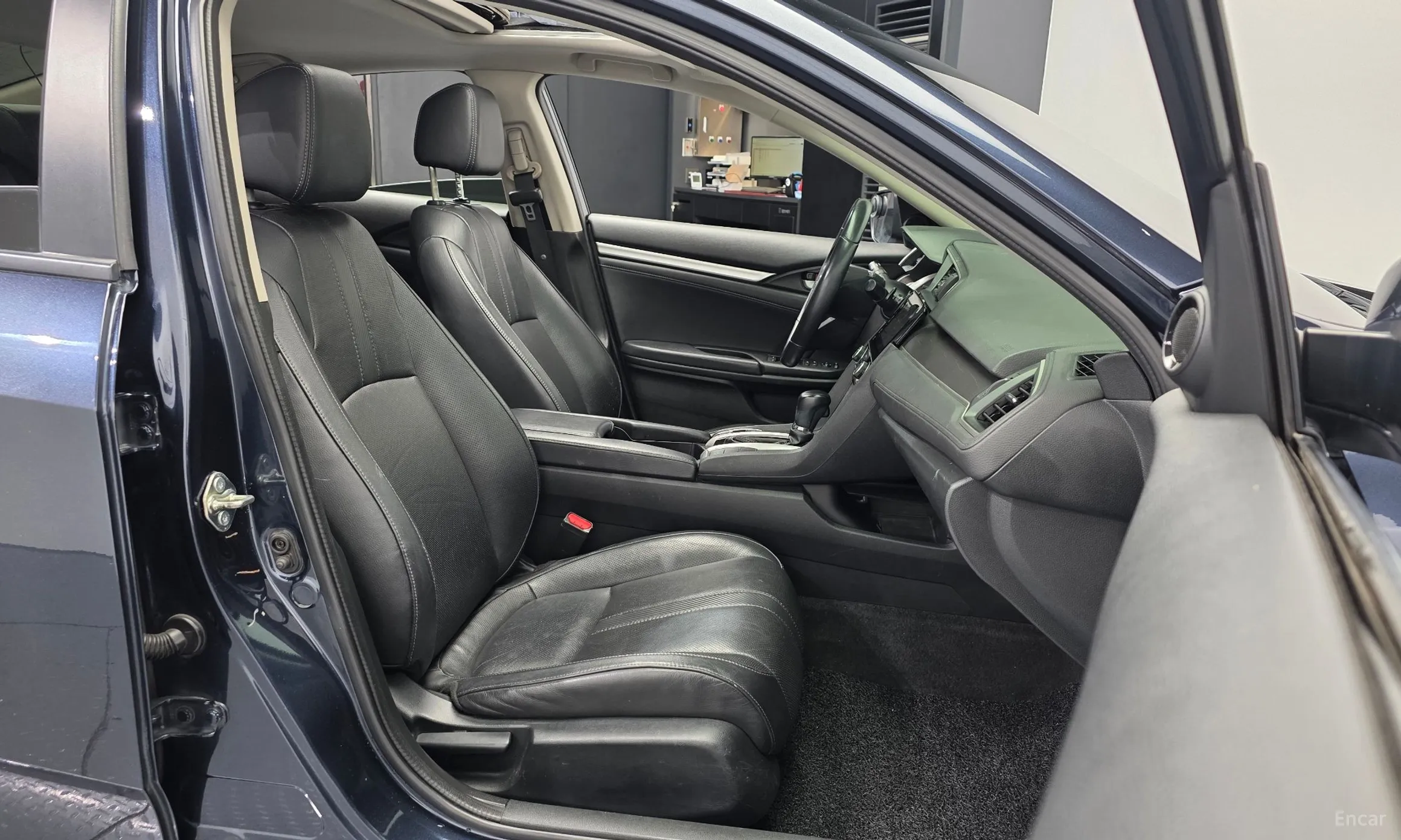 Honda Civic превью 11