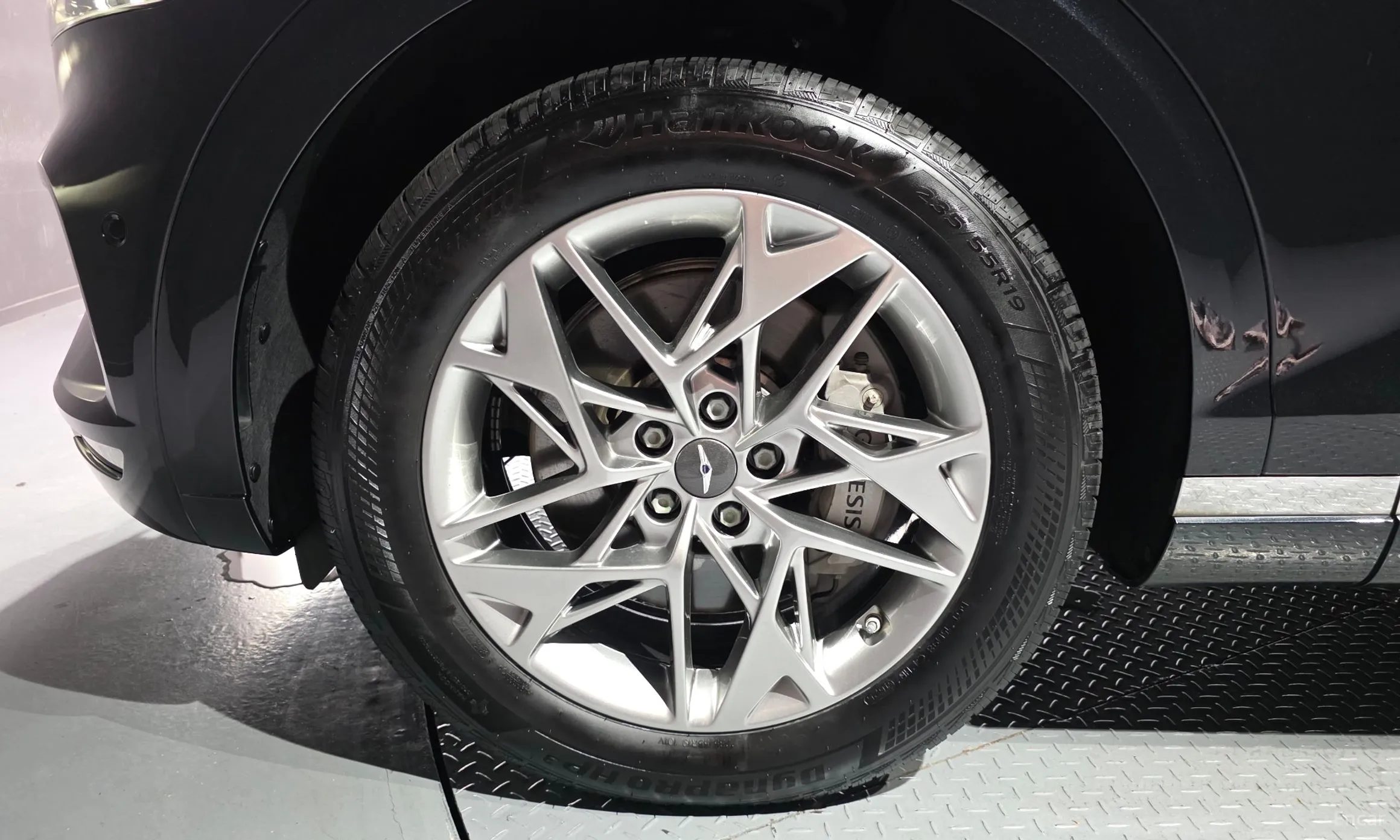 Genesis GV70 превью 5