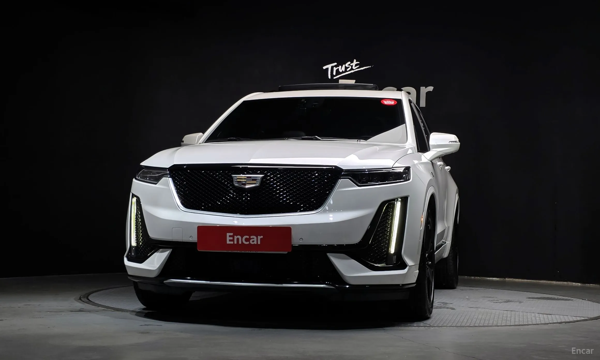 Cadillac XT6 превью 3
