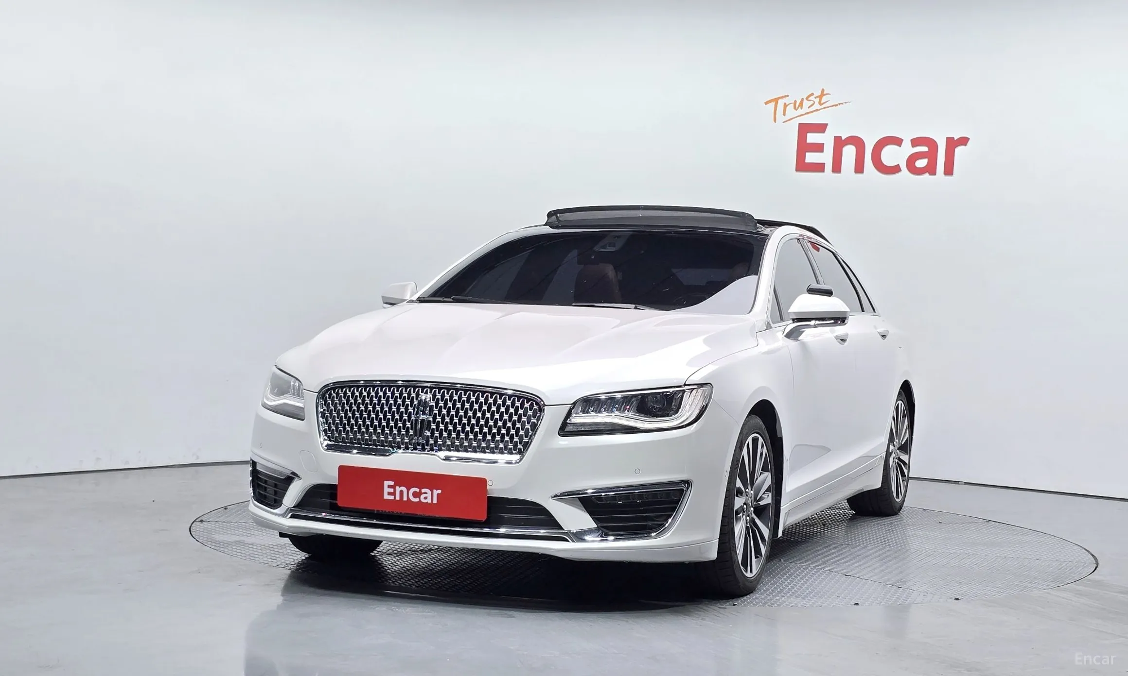 Lincoln New MKZ превью 3