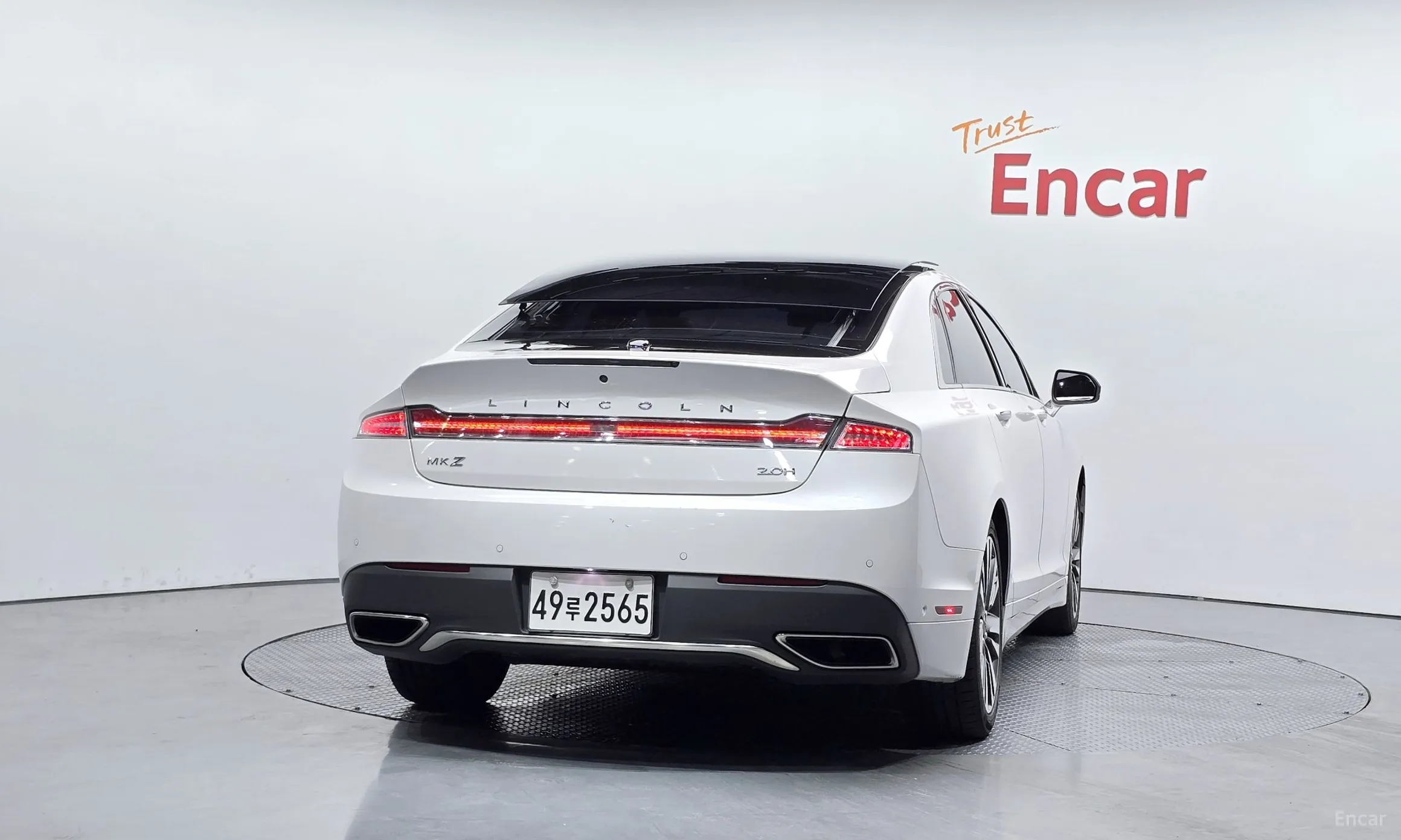 Lincoln New MKZ превью 4