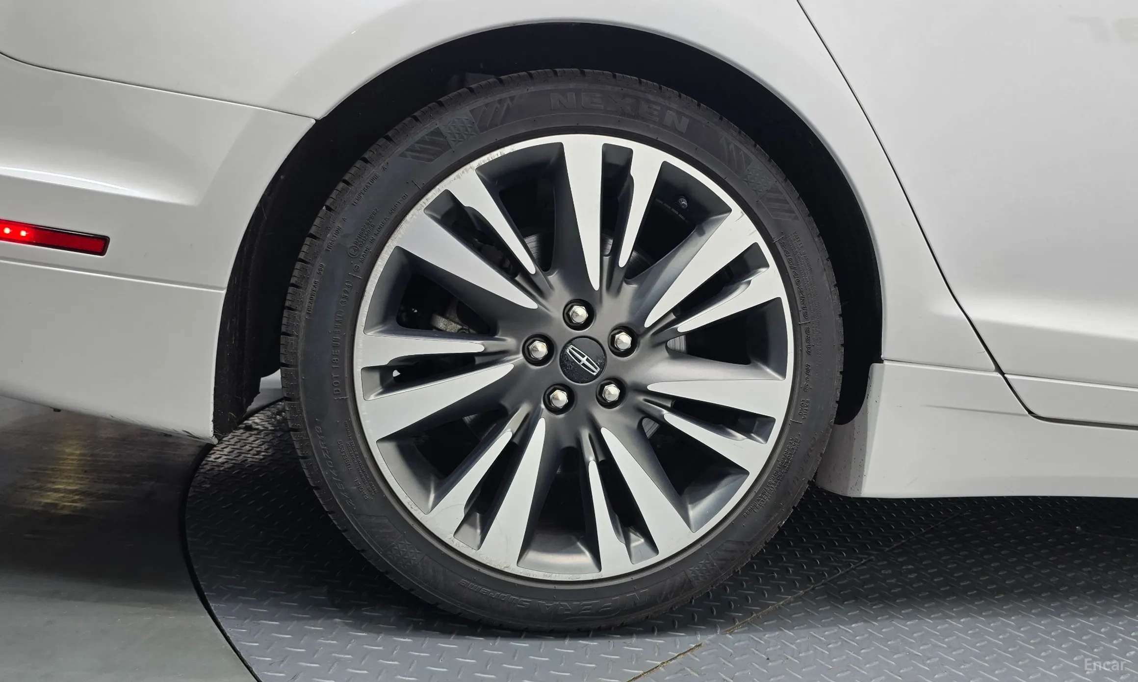 Lincoln New MKZ превью 5