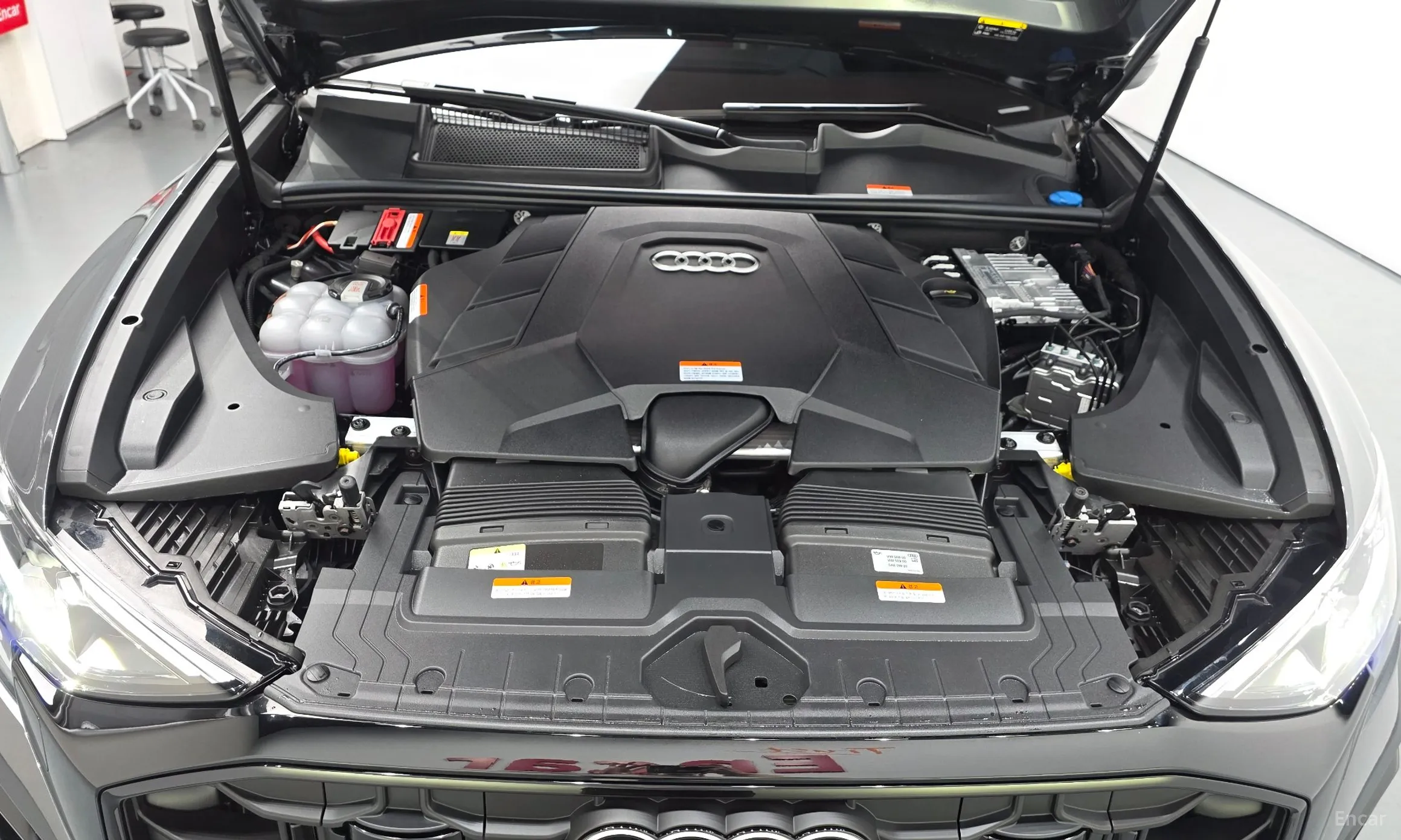 Audi Q8 (4M) превью 6