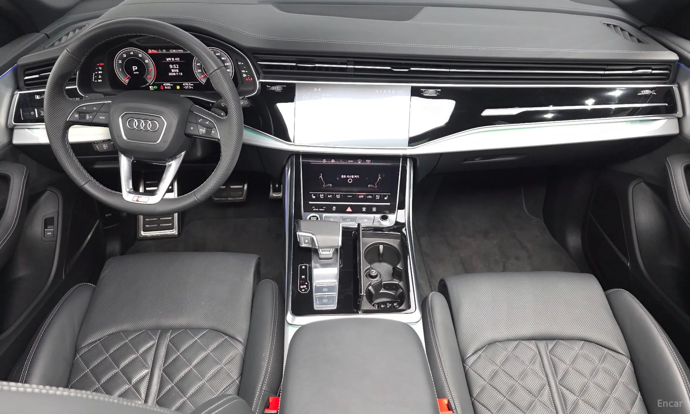 Audi Q8 (4M) превью 7