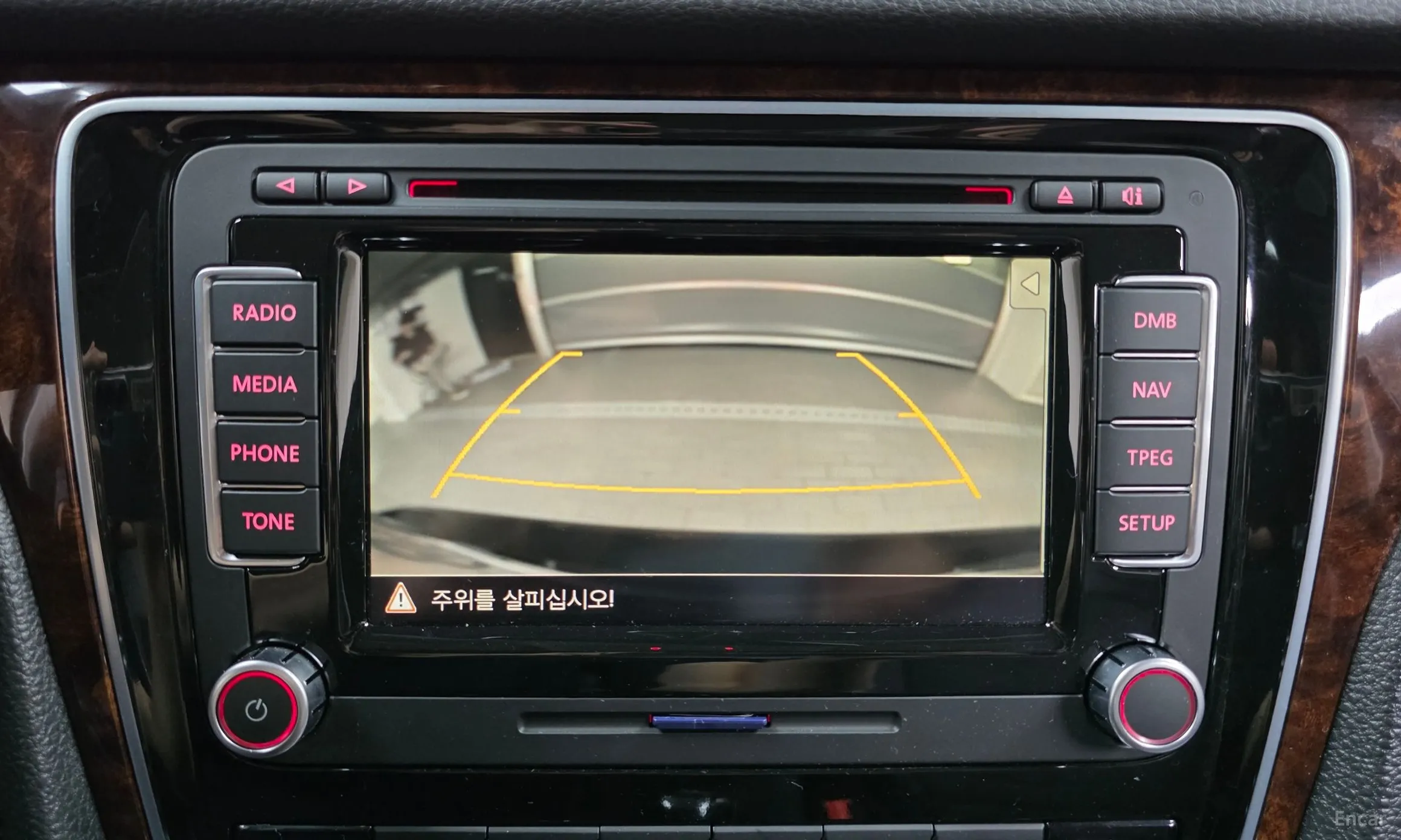 Volkswagen The New Passat превью 15