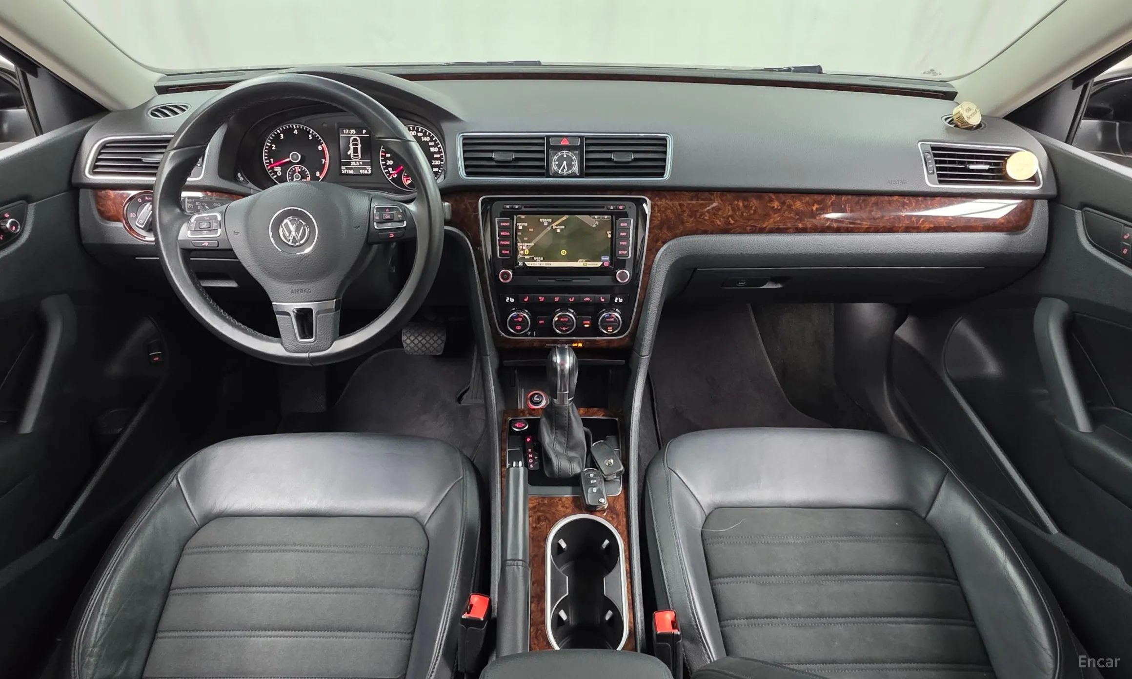 Volkswagen The New Passat превью 7