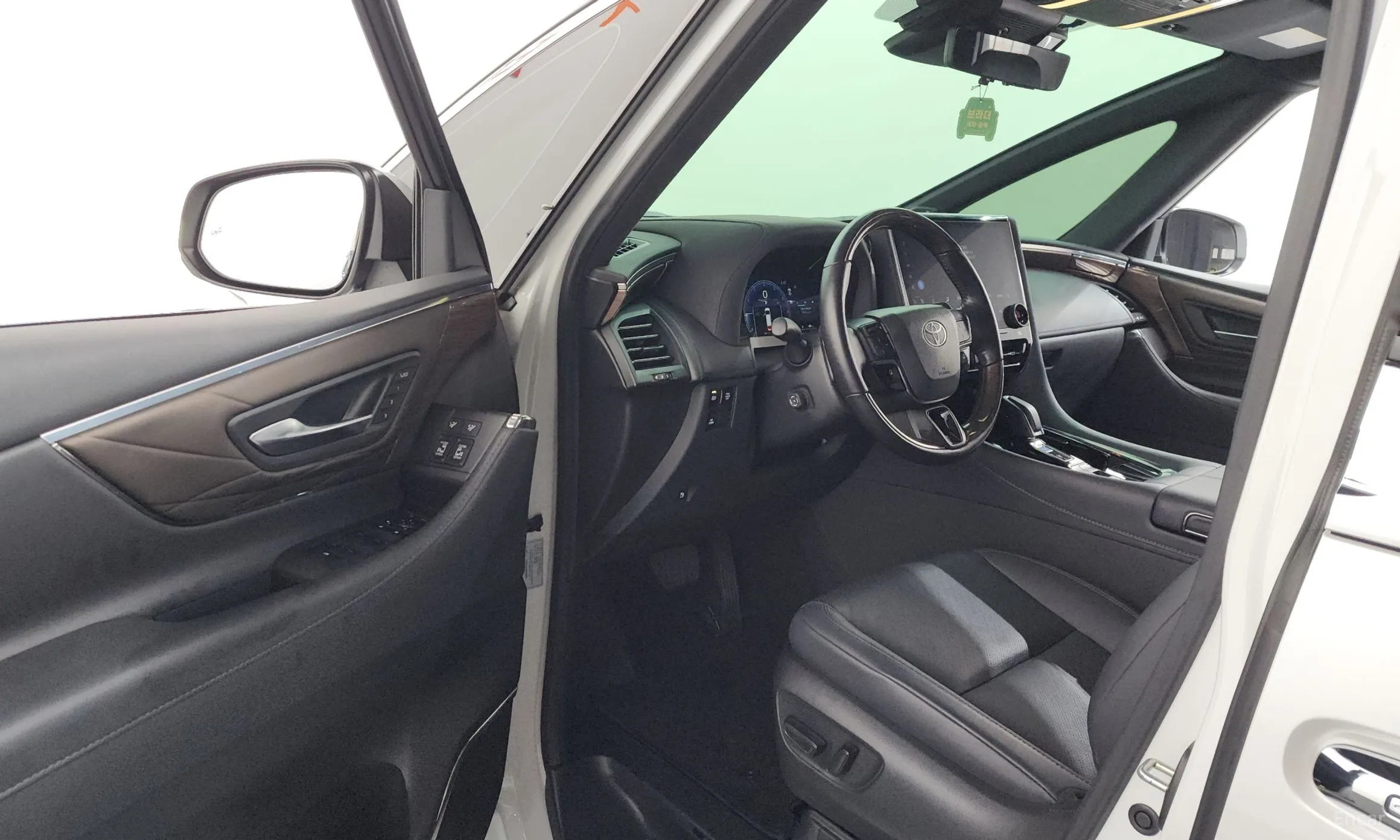 Toyota Alphard 4th Generation превью 10