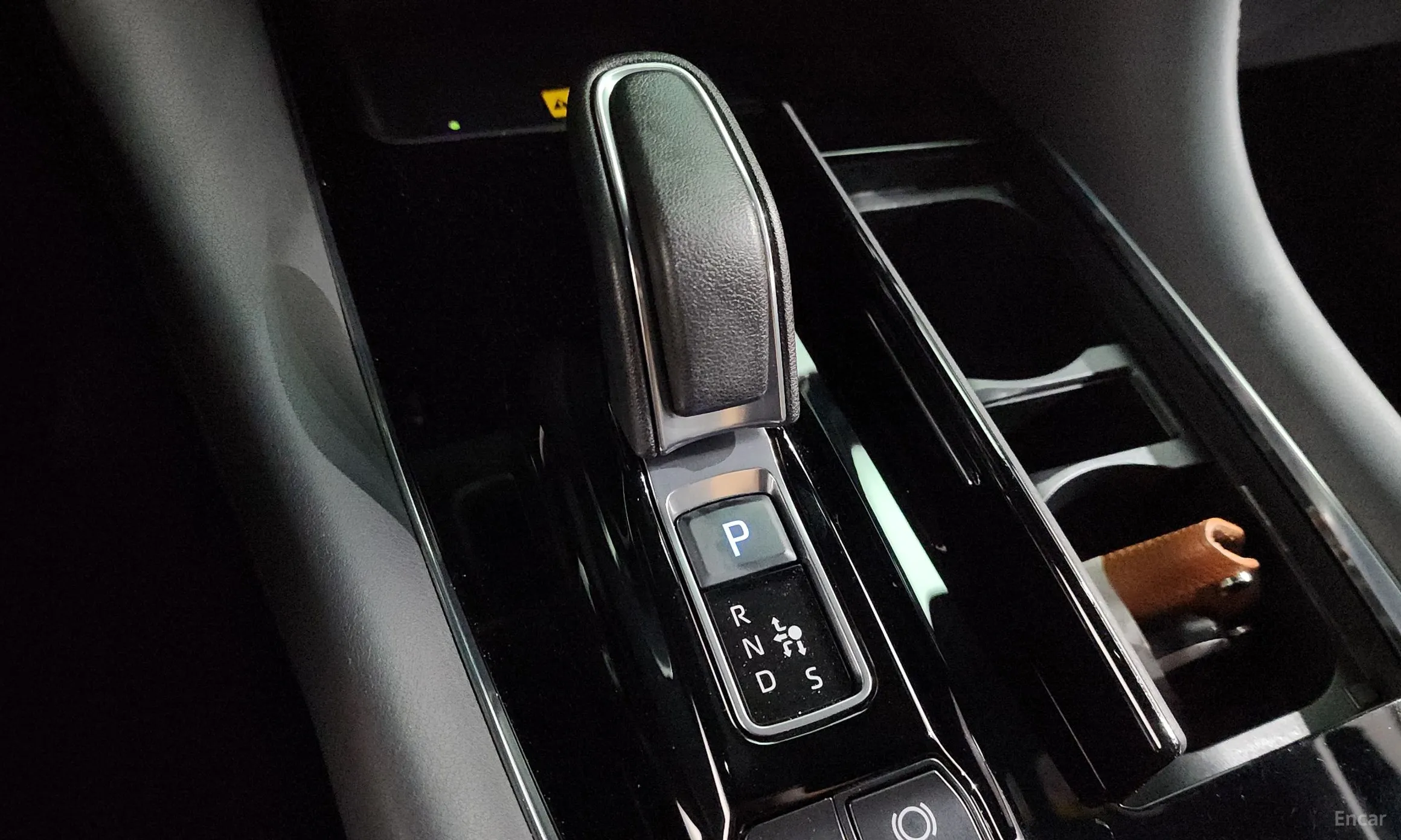 Toyota Alphard 4th Generation превью 9