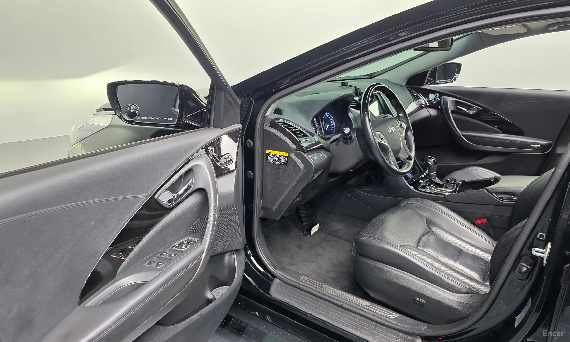 Hyundai Grandeur HG превью 10