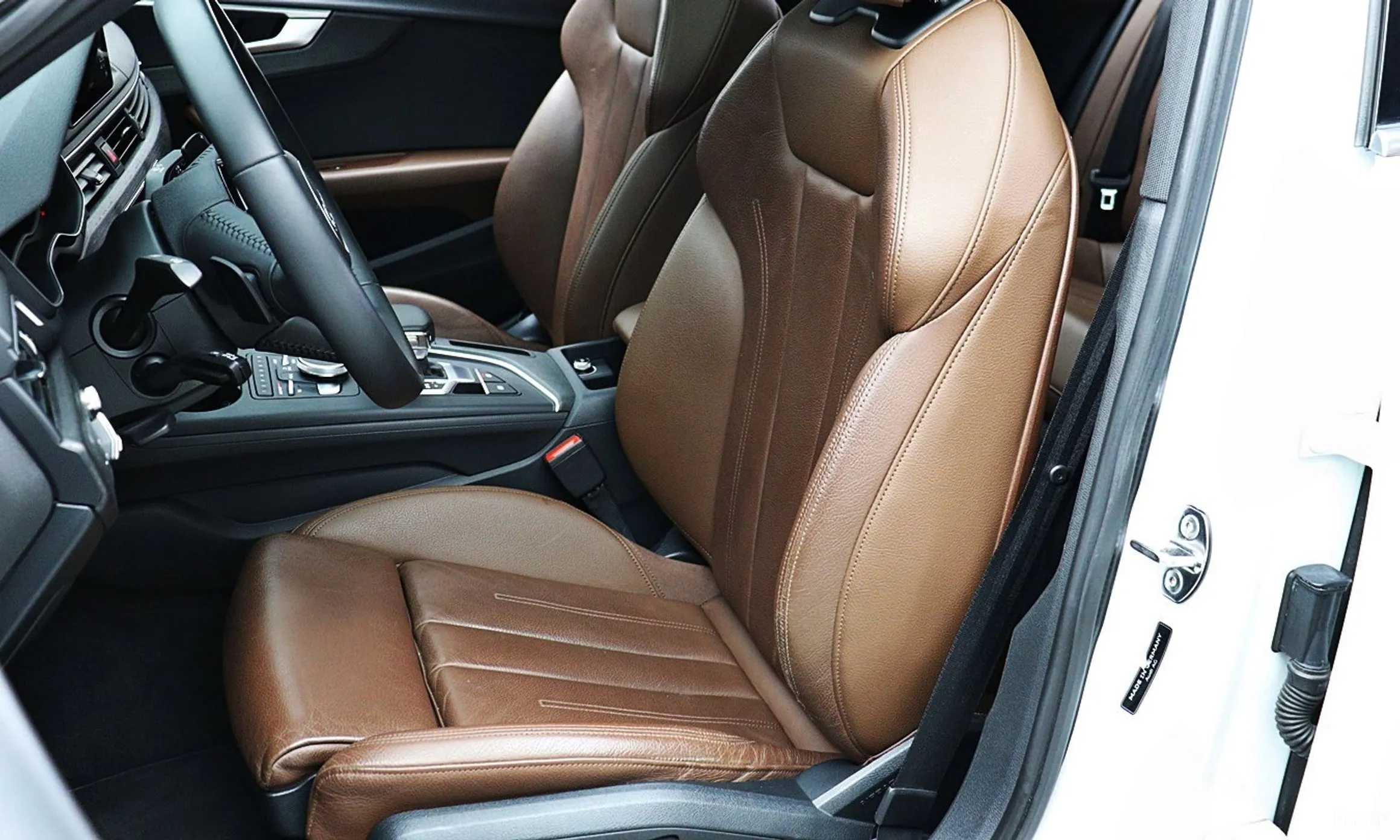 Audi A4 (B9) превью 10