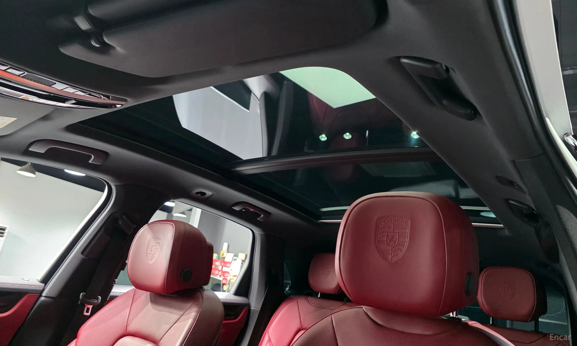 Porsche Cayenne (PO536) превью 20