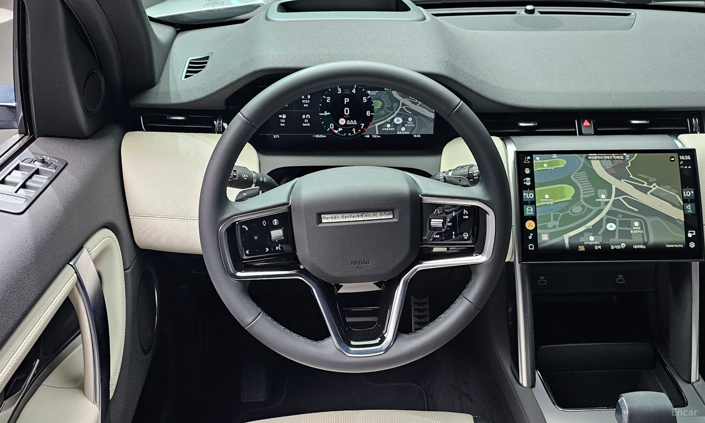 Land Rover Discovery Sports превью 13