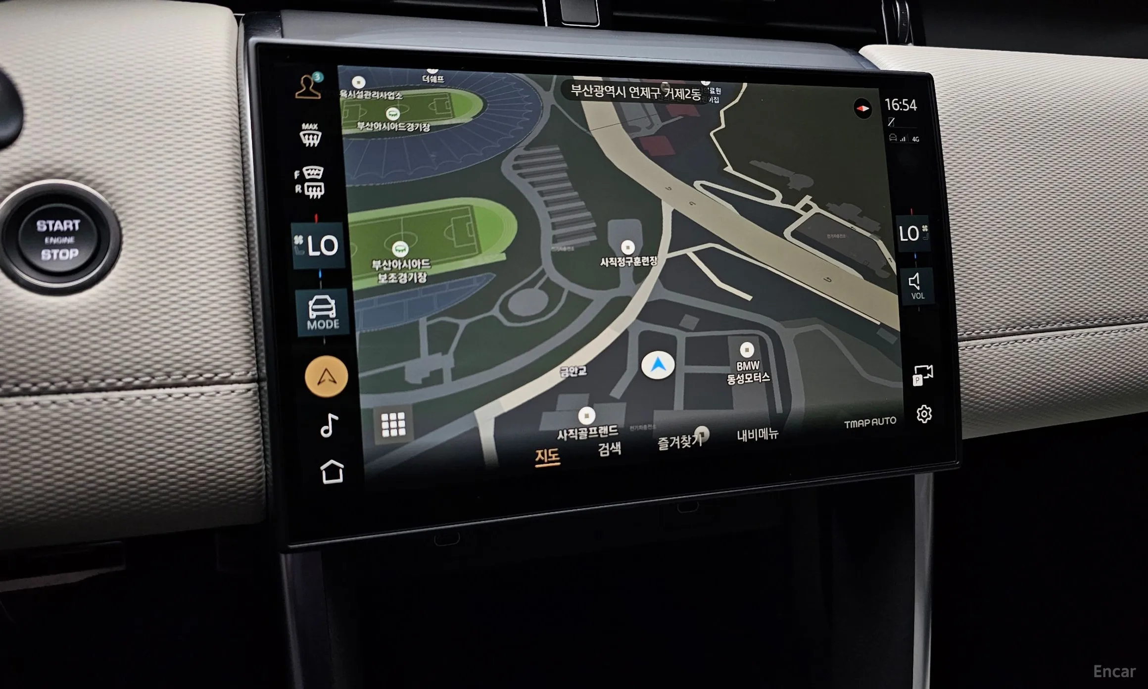 Land Rover Discovery Sports превью 14