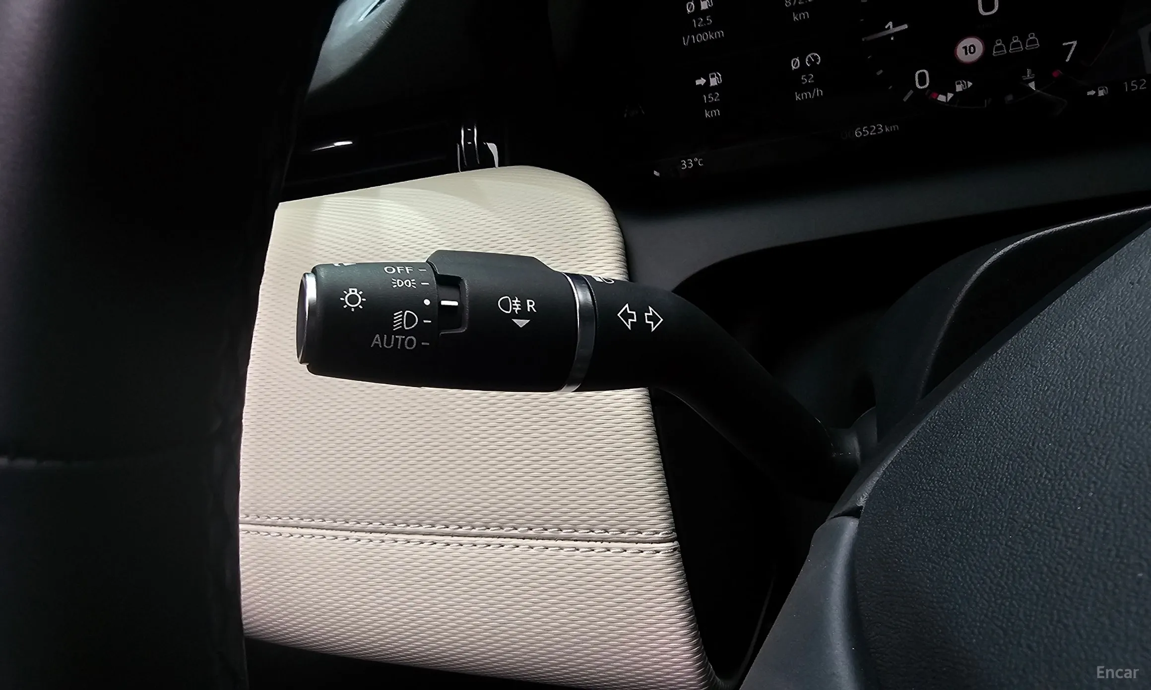 Land Rover Discovery Sports превью 20