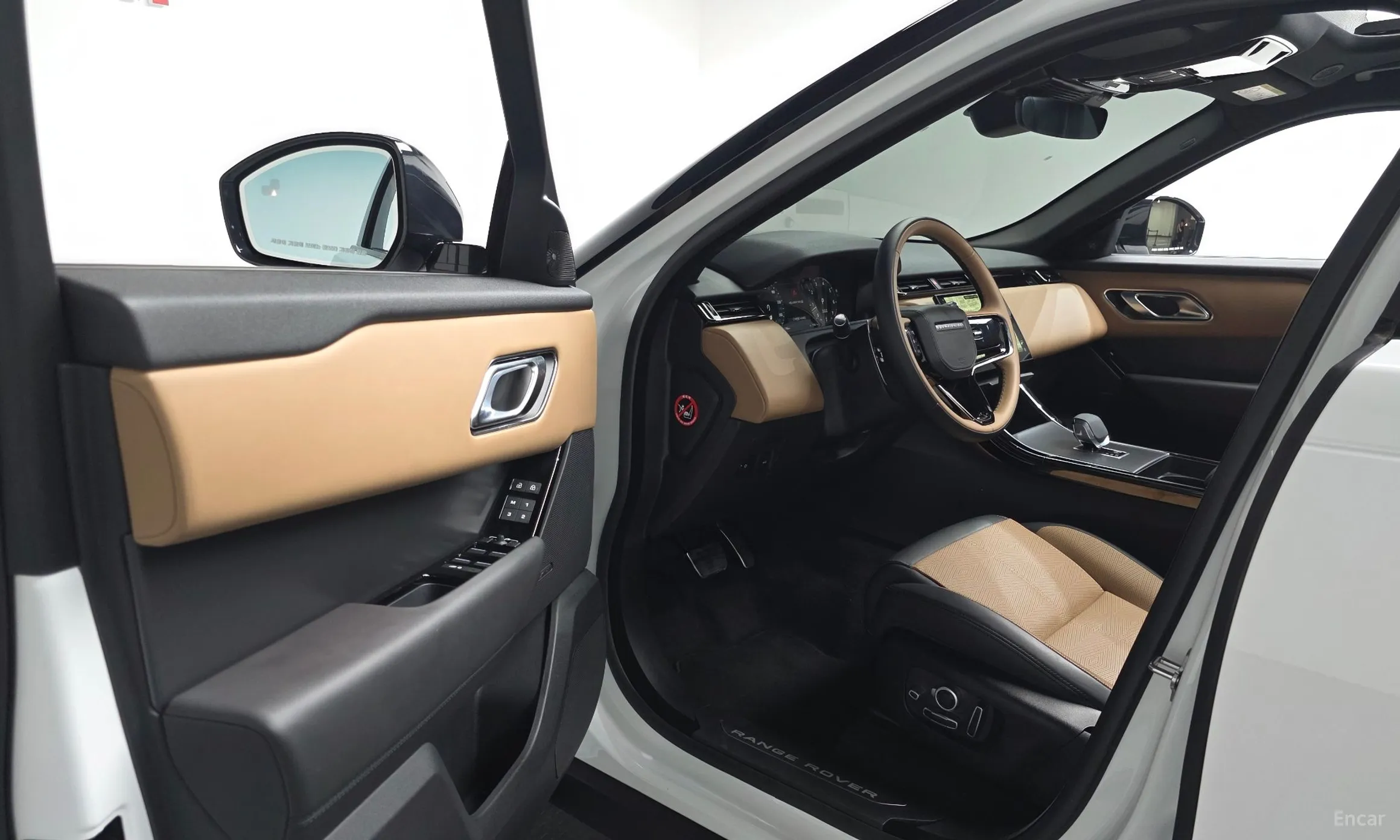 Land Rover Range Rover Bella превью 10