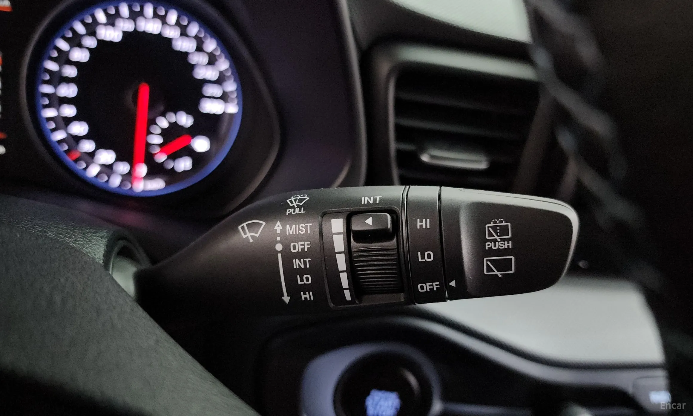 Hyundai Veloster (JS) превью 20