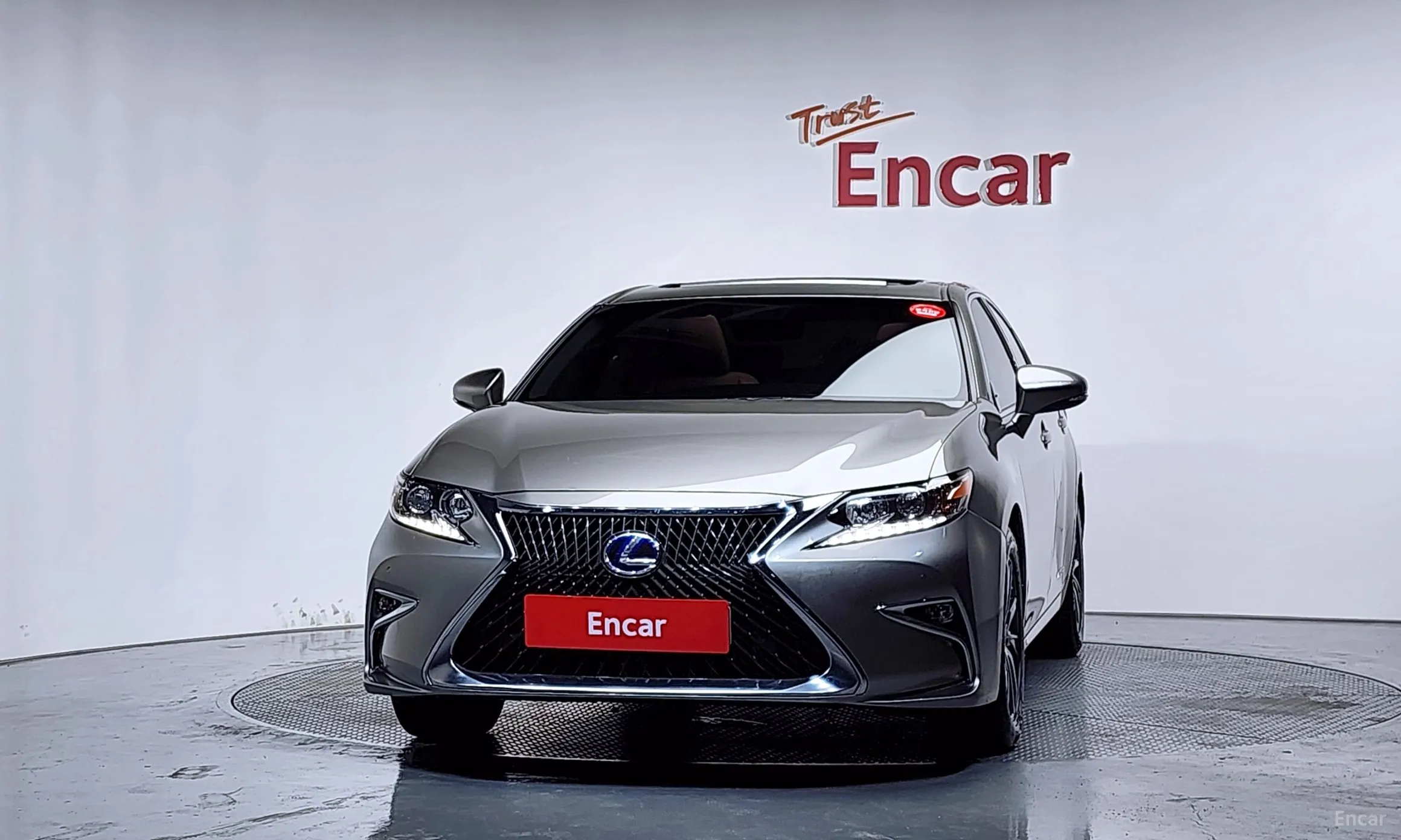 Lexus New ES300h превью 3