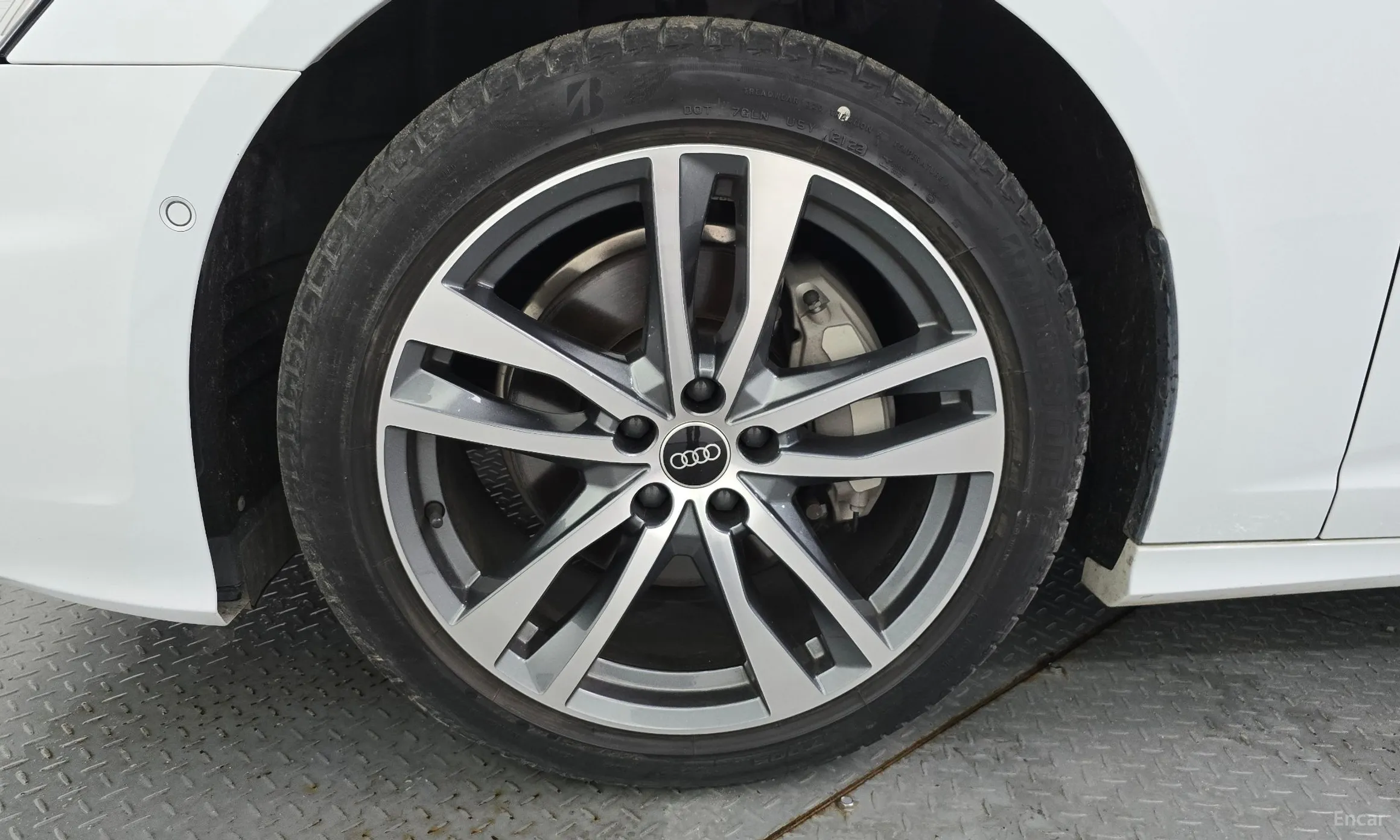 Audi A6 (C8) превью 5
