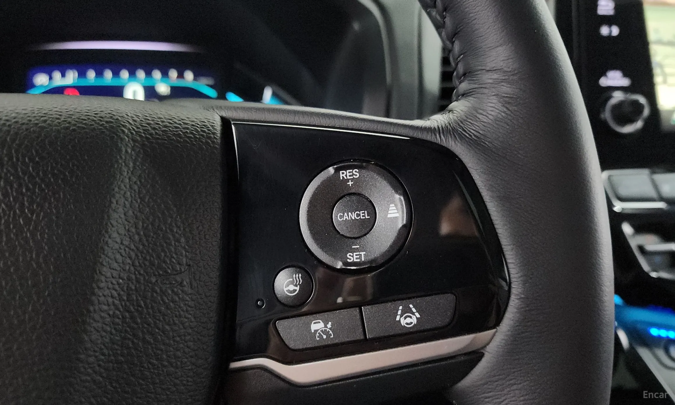 Honda Odyssey превью 17