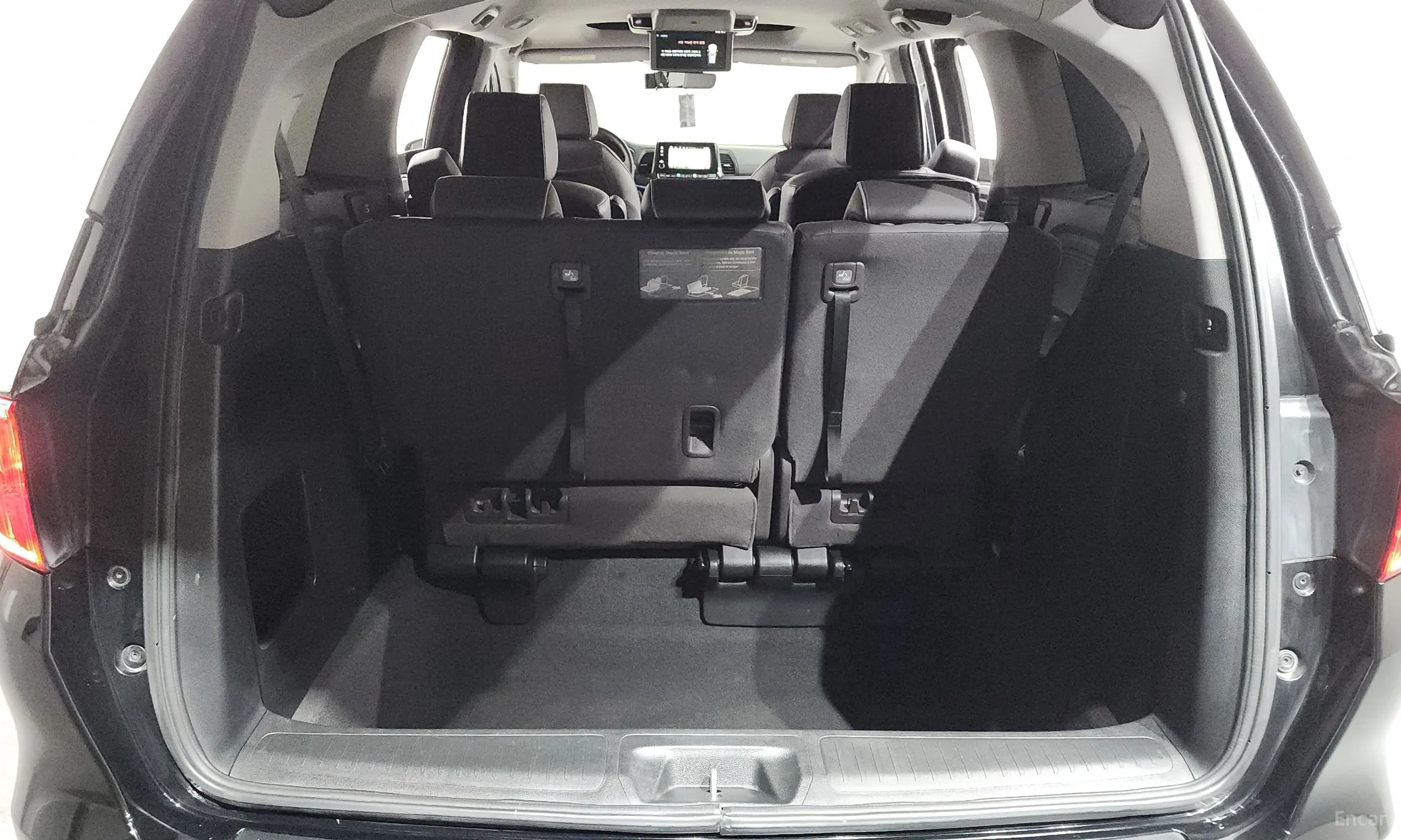 Honda Odyssey превью 20