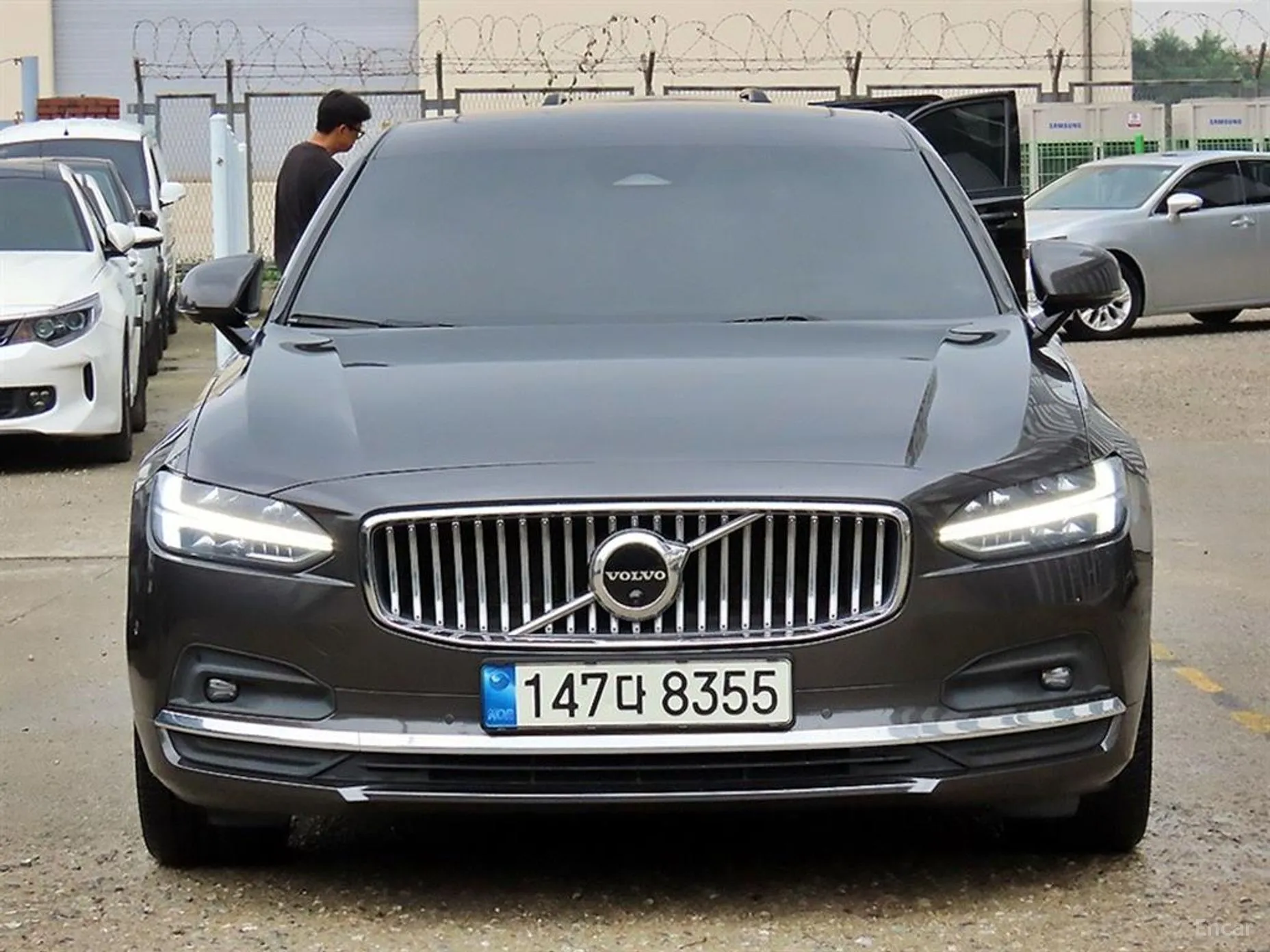 Volvo S90