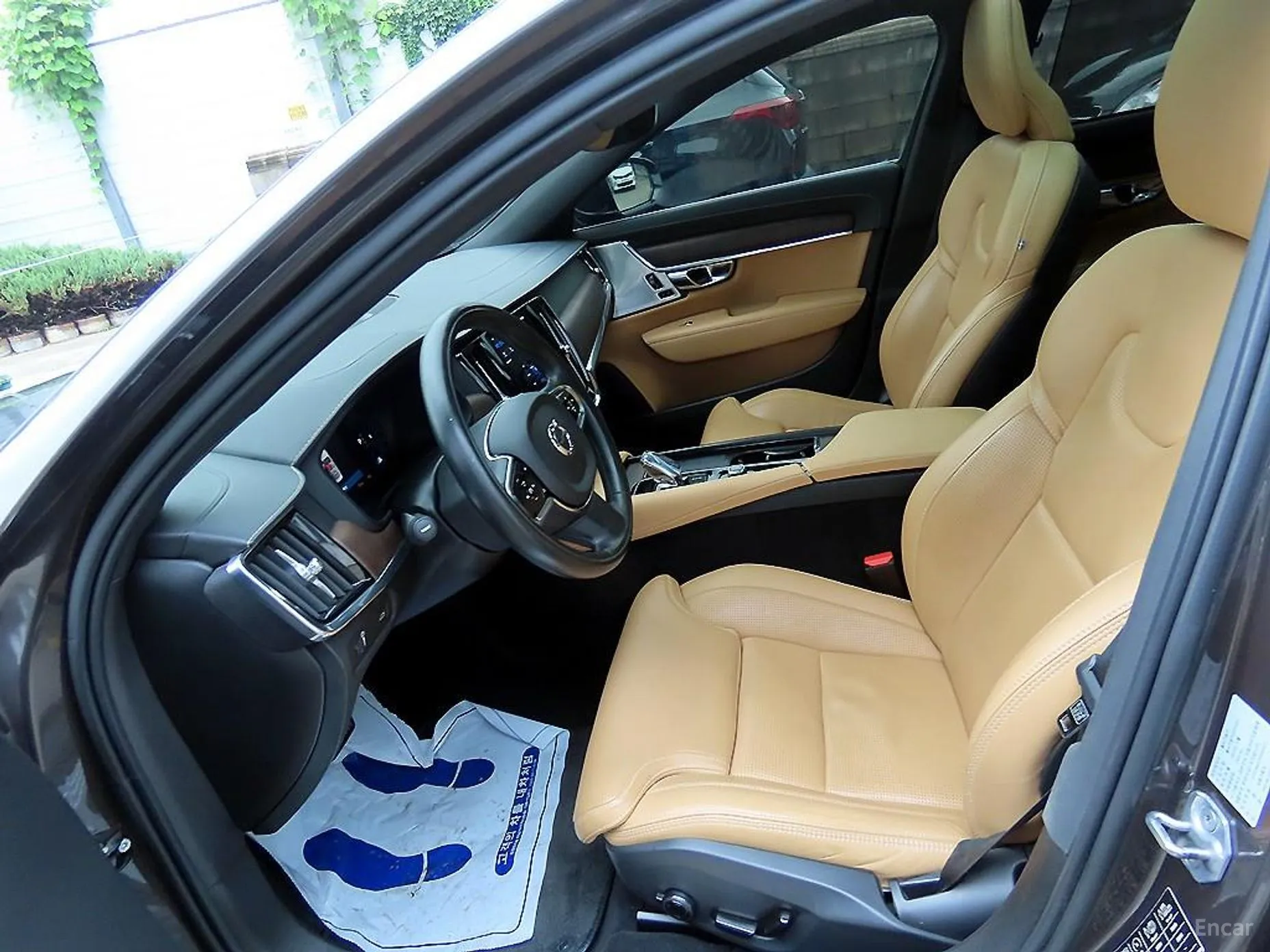 Volvo S90 превью 5
