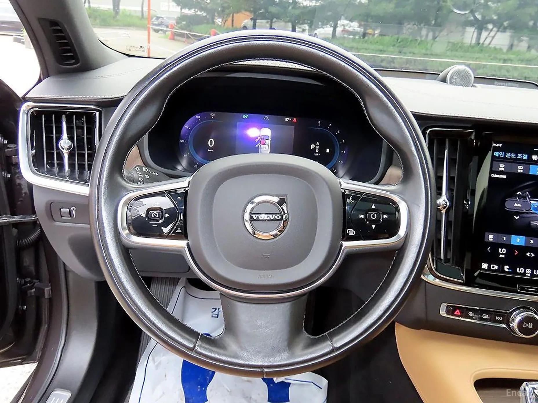 Volvo S90 превью 8