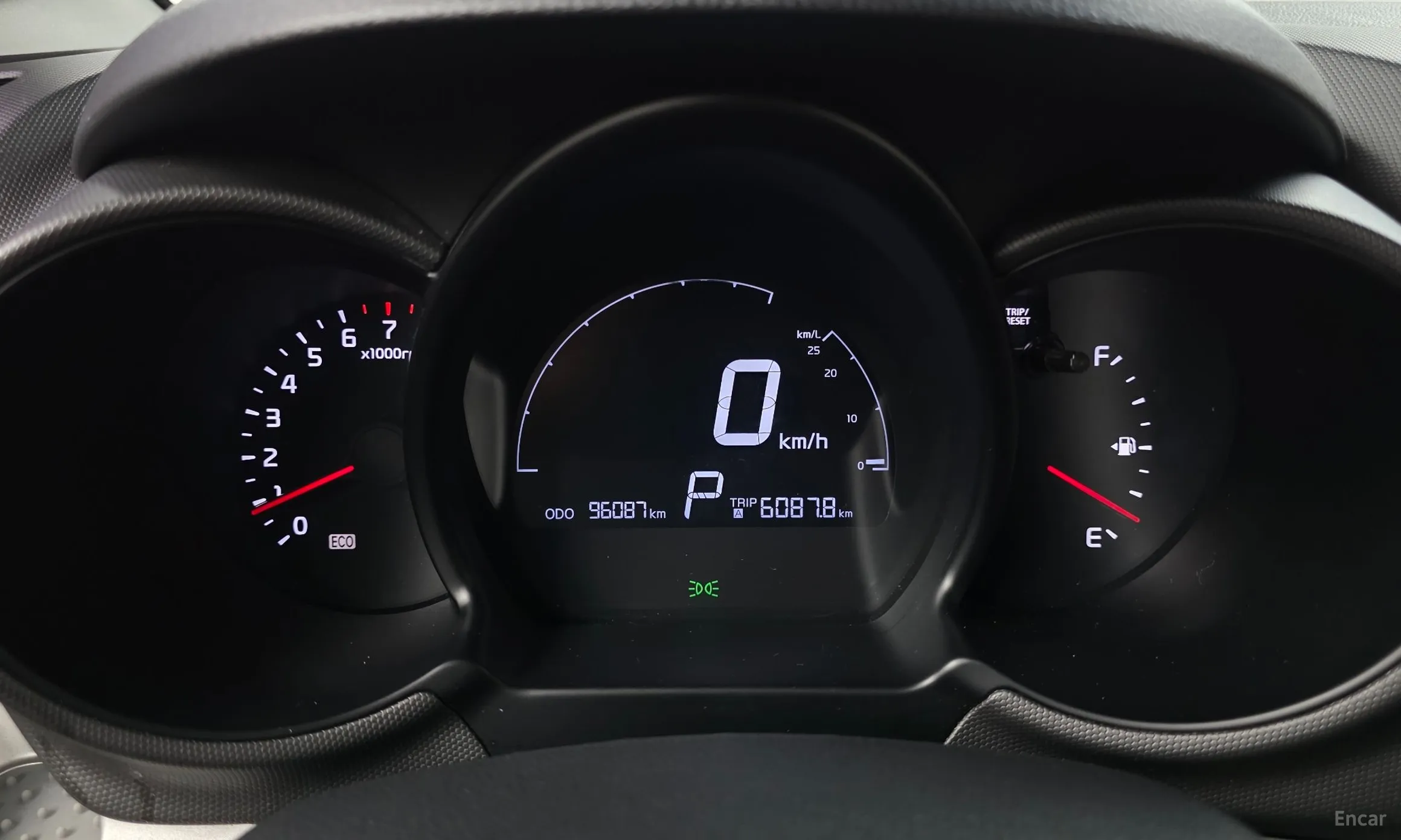 Kia Ray превью 8