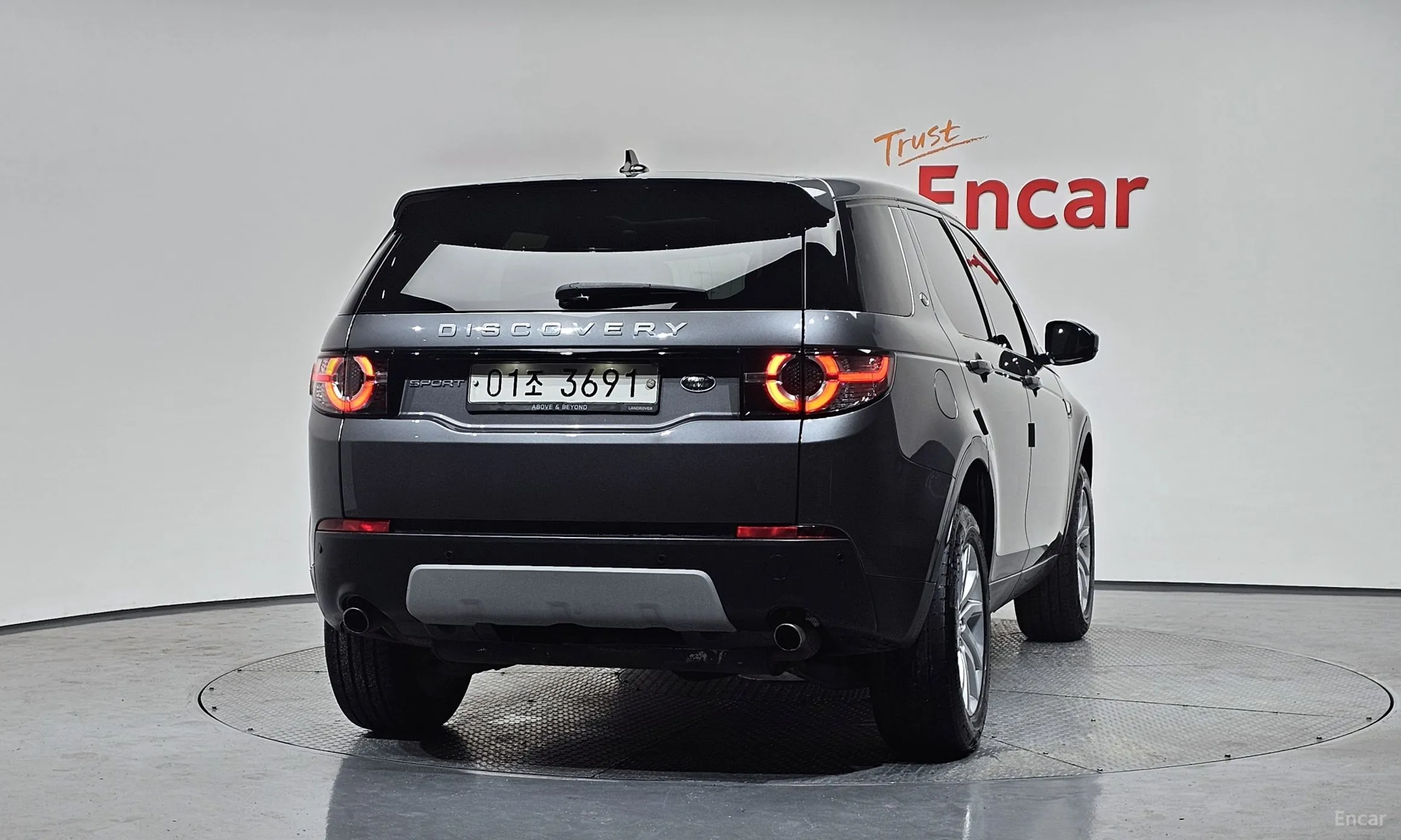Land Rover Discovery Sports превью 4
