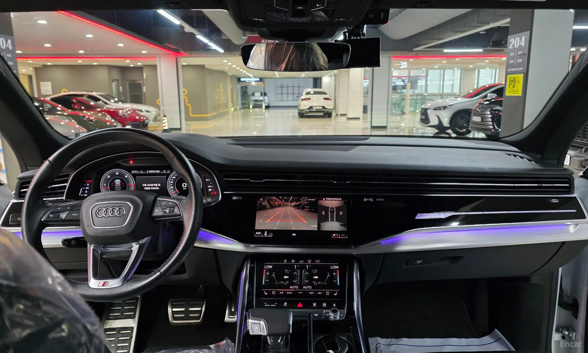 Audi Q8 (4M) превью 10