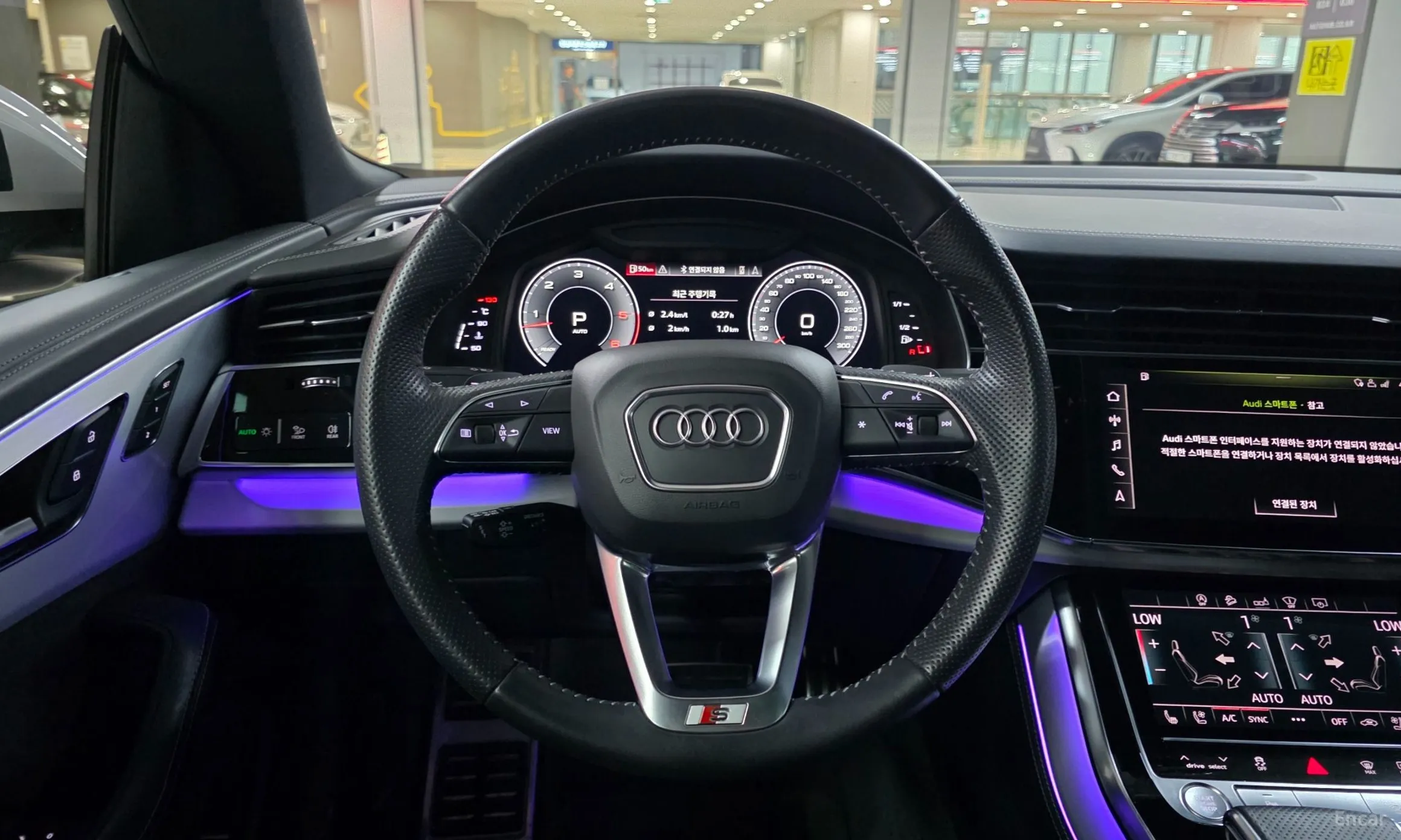 Audi Q8 (4M) превью 13