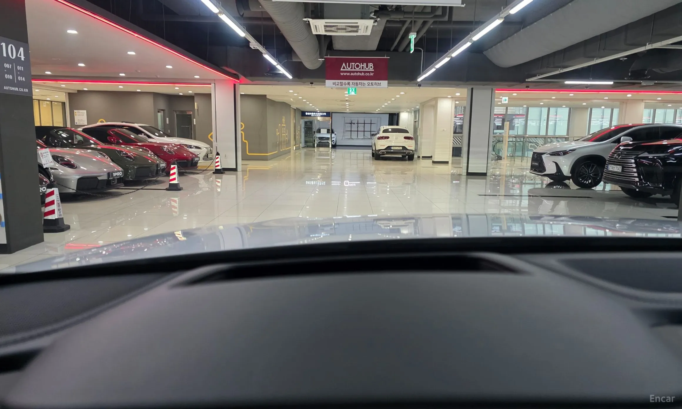 Audi Q8 (4M) превью 17
