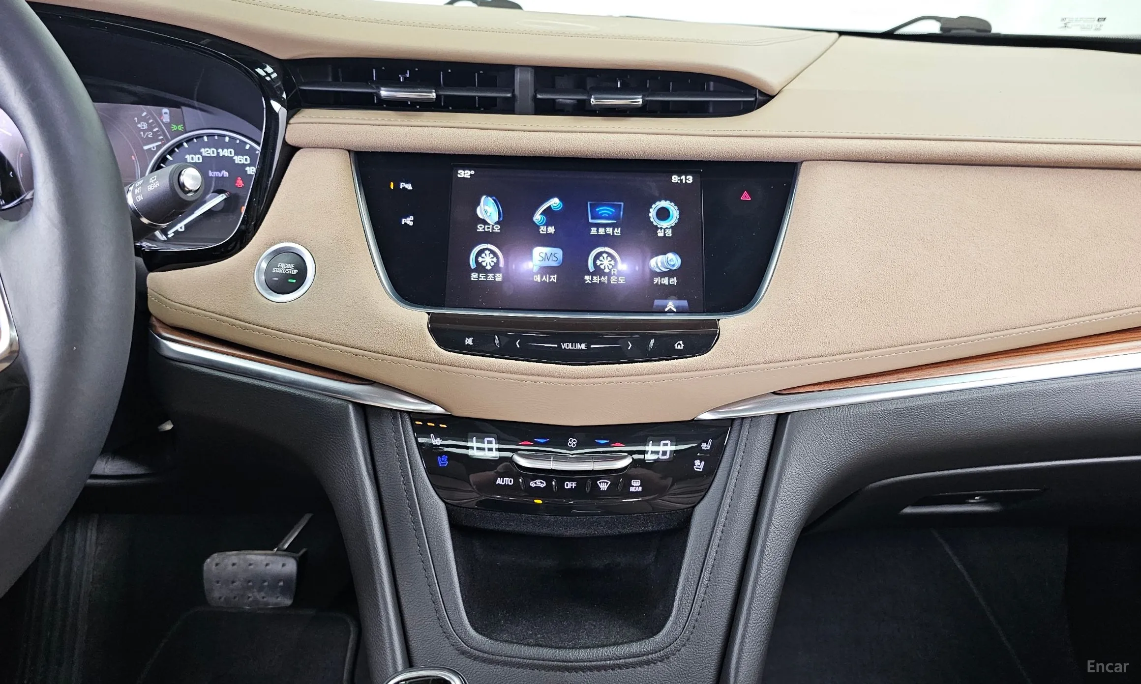 Cadillac XT5 превью 14