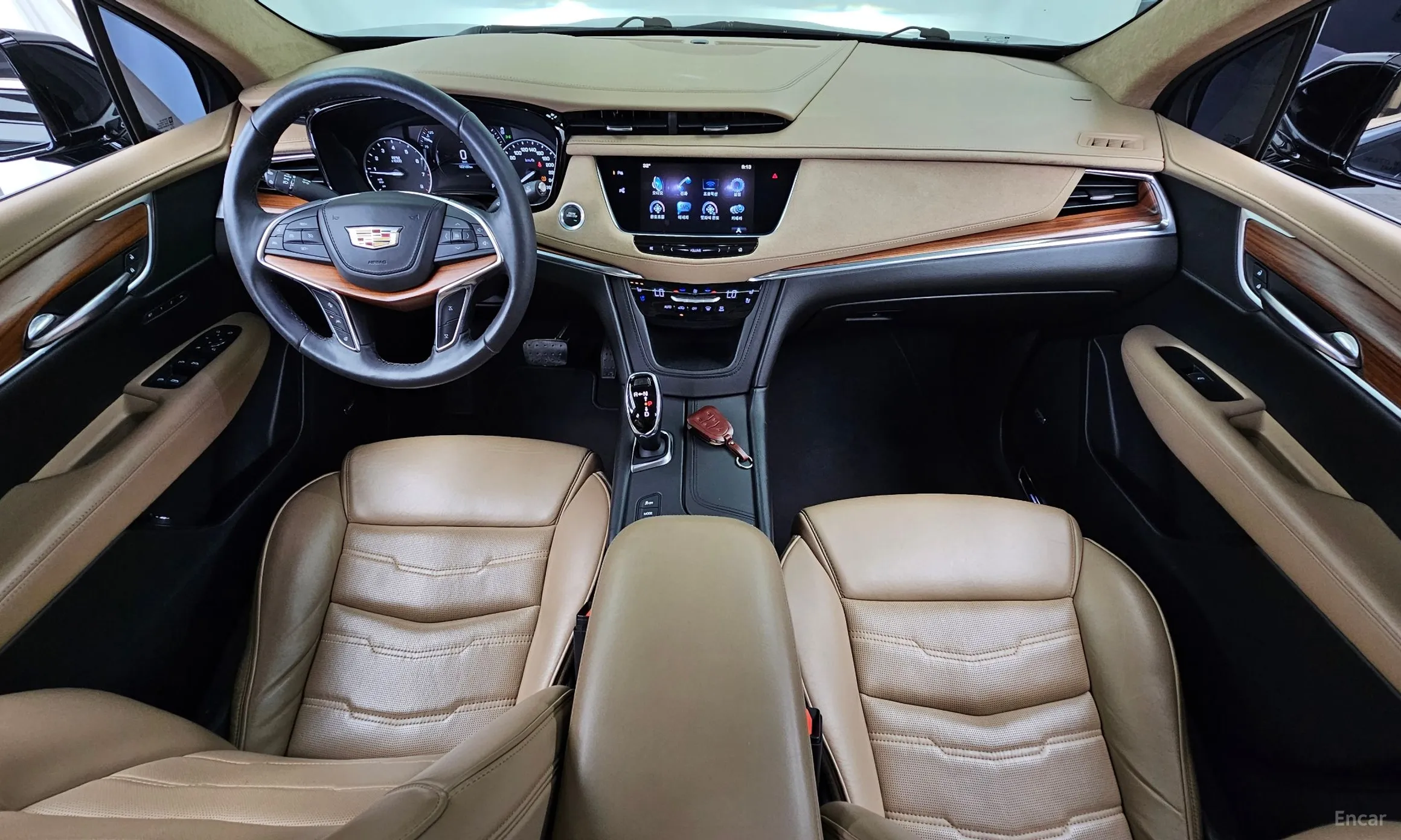 Cadillac XT5 превью 7