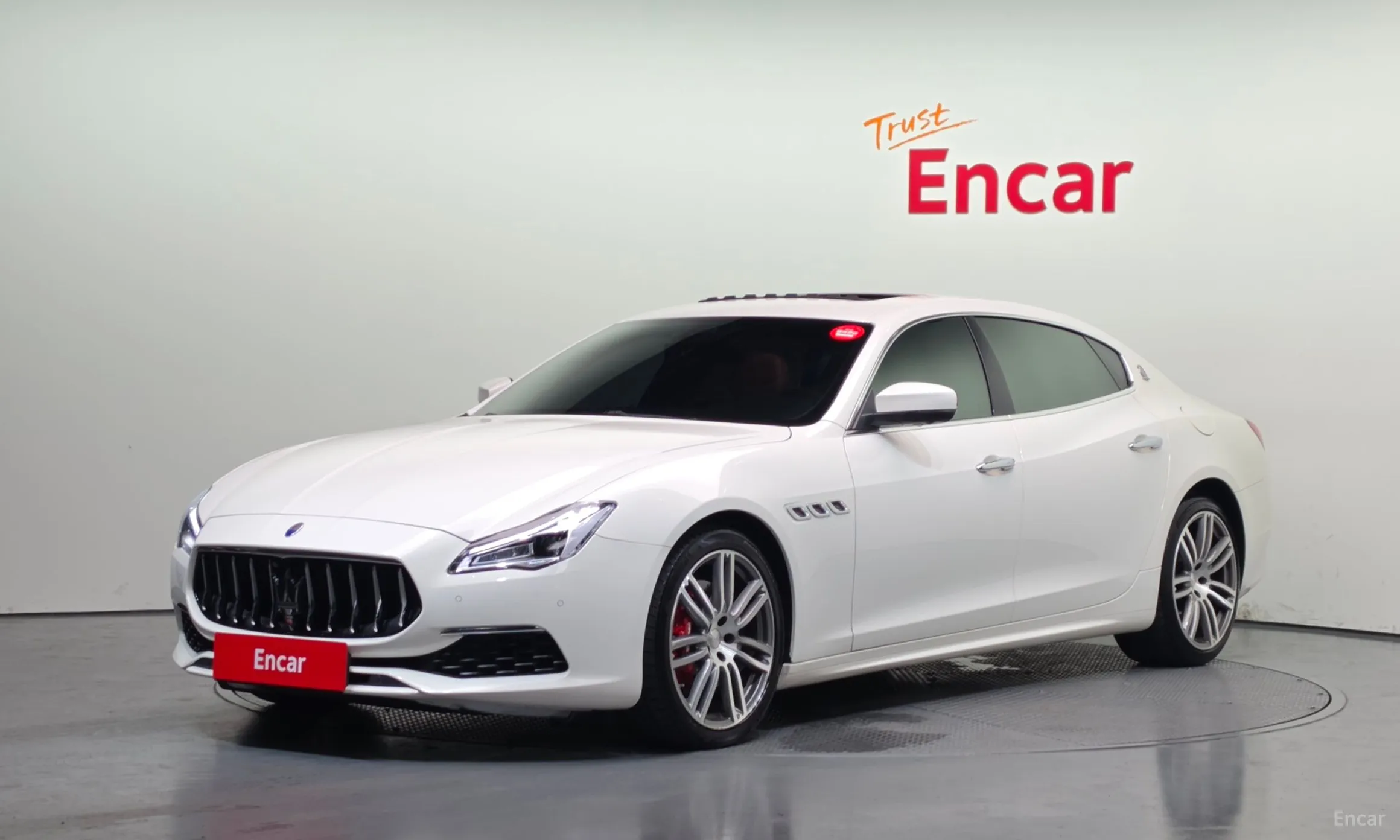 Maserati Quattroporte